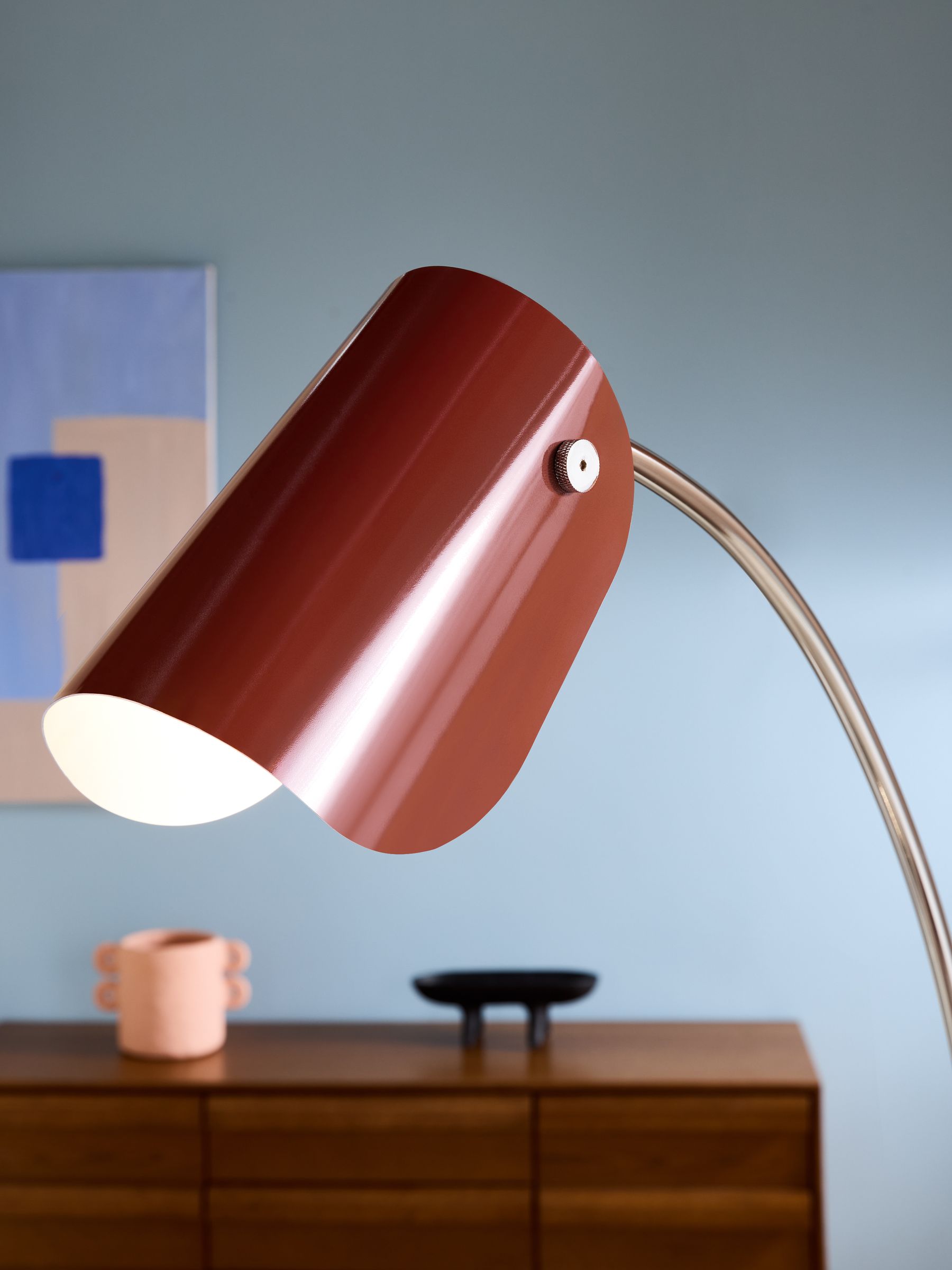Curve Floor Lamp in Chrome & Red - Image 2 of 5