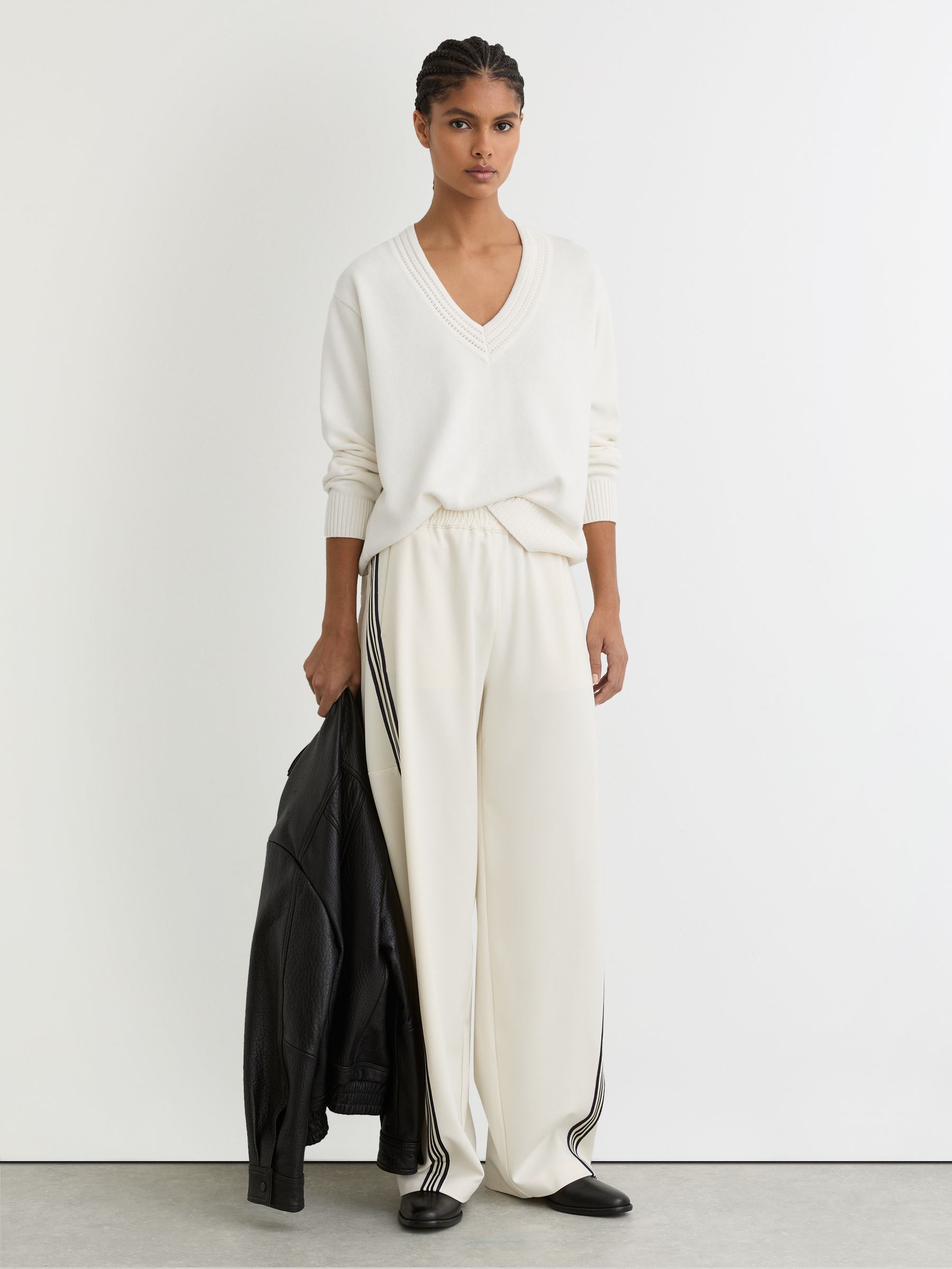 Cotton and Wool V-Neck Jumper in Ivory - image 5