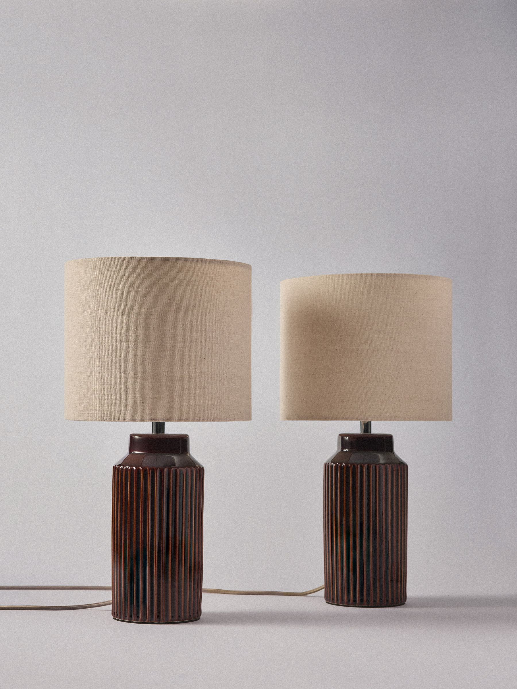 The Set Set of 2 Brown/Cream Ribbed Ceramic Table Lamps - Image 5 of 5