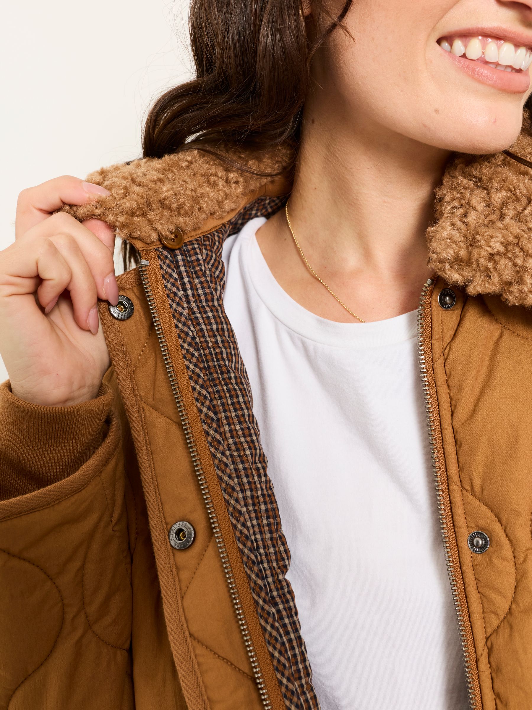 Cumbria Tan Brown Quilt Jacket - Image 5 of 7