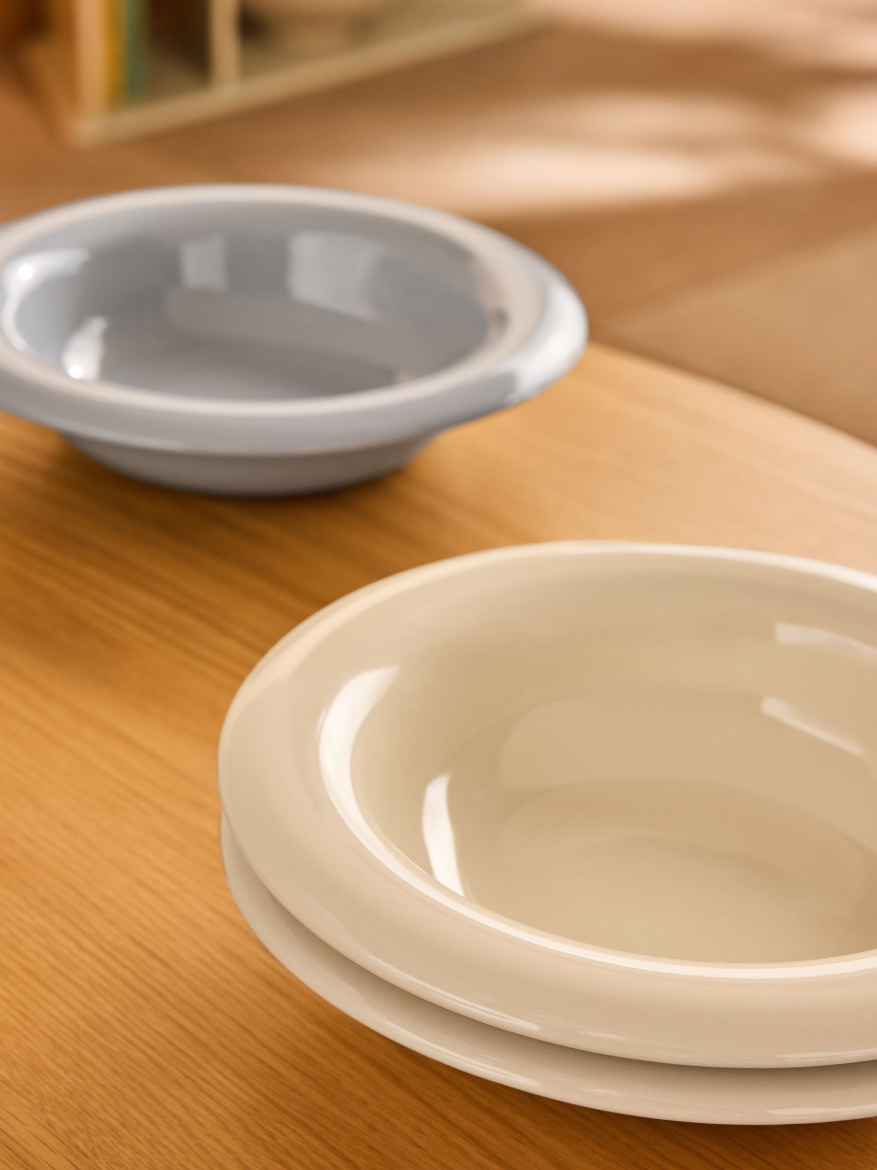 Set of 4 Quell Pasta Bowls in Cream - Image 2 of 3