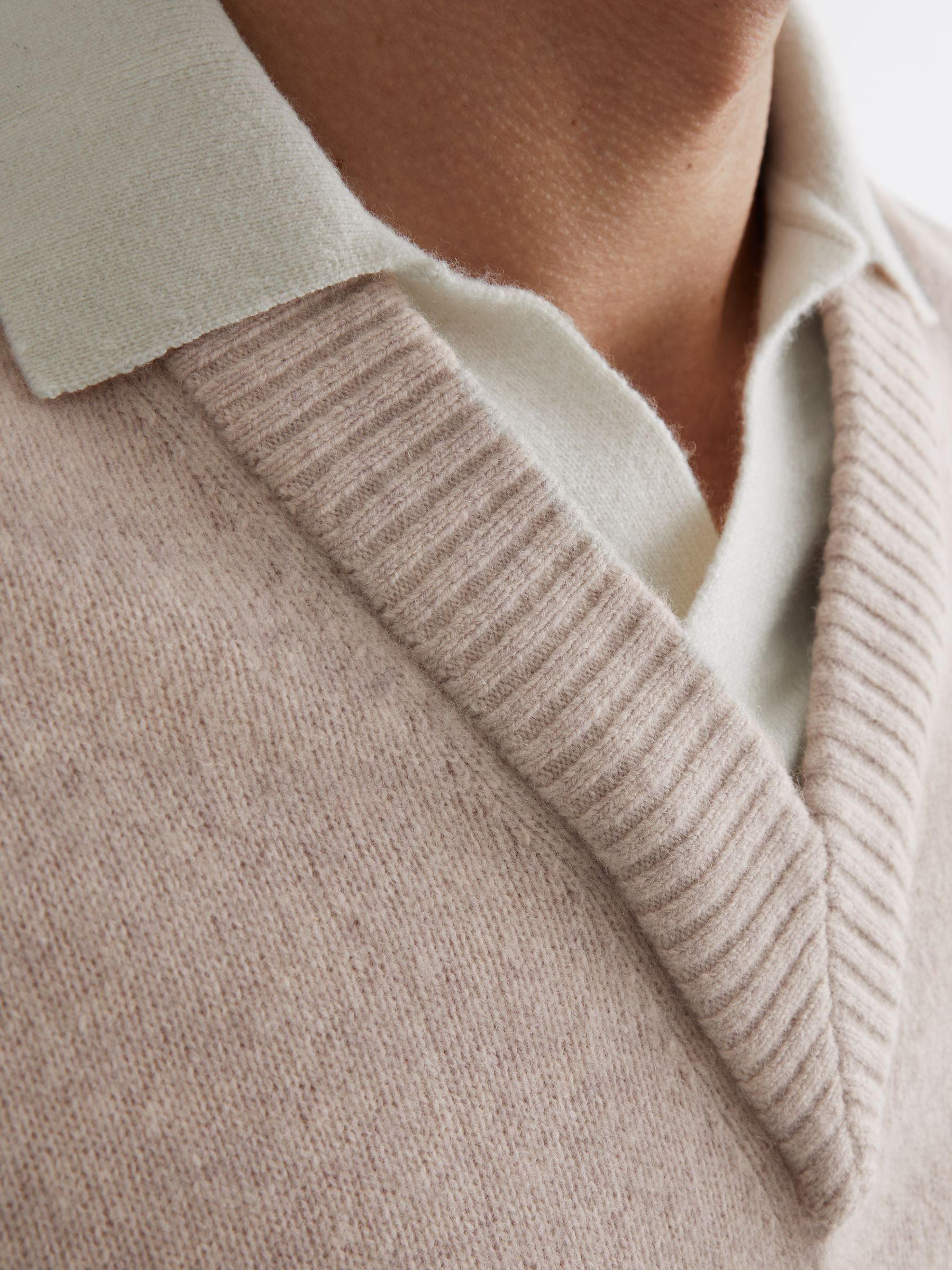 Wool V-Neck Contrast-Collar Jumper in Oatmeal - Image 5 of 7