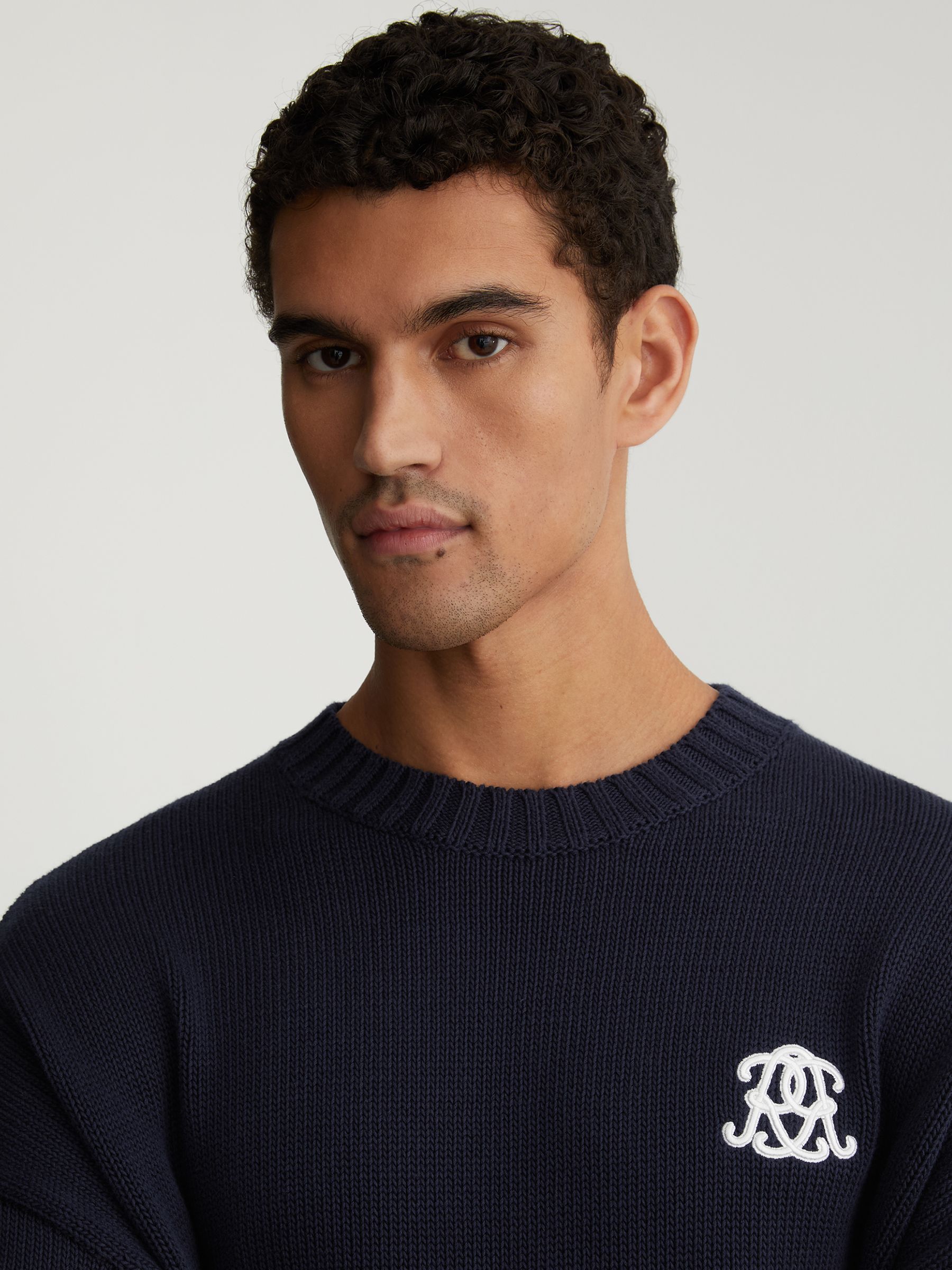 Pull décontracté à monogramme brodé, bleu marine - Image 4 de 6