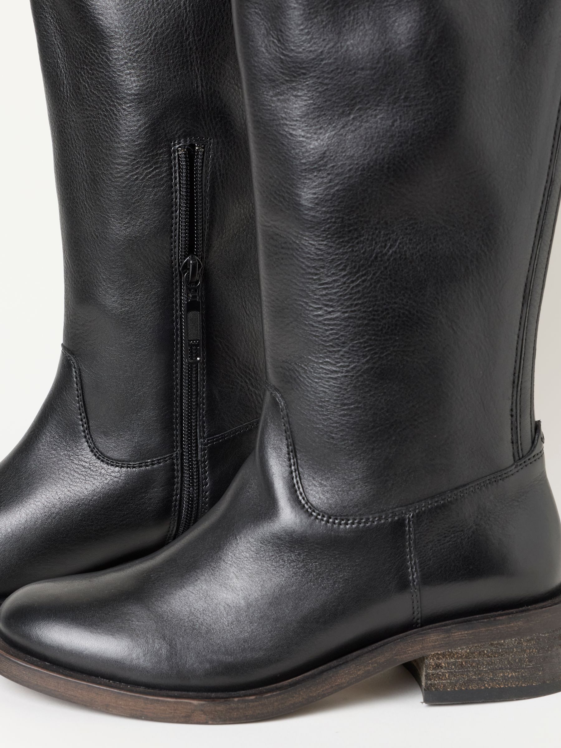 Black Leather Knee High Riding Boot - Image 5 of 5 Black Leather Knee High Riding Boot - Image 5 of 5