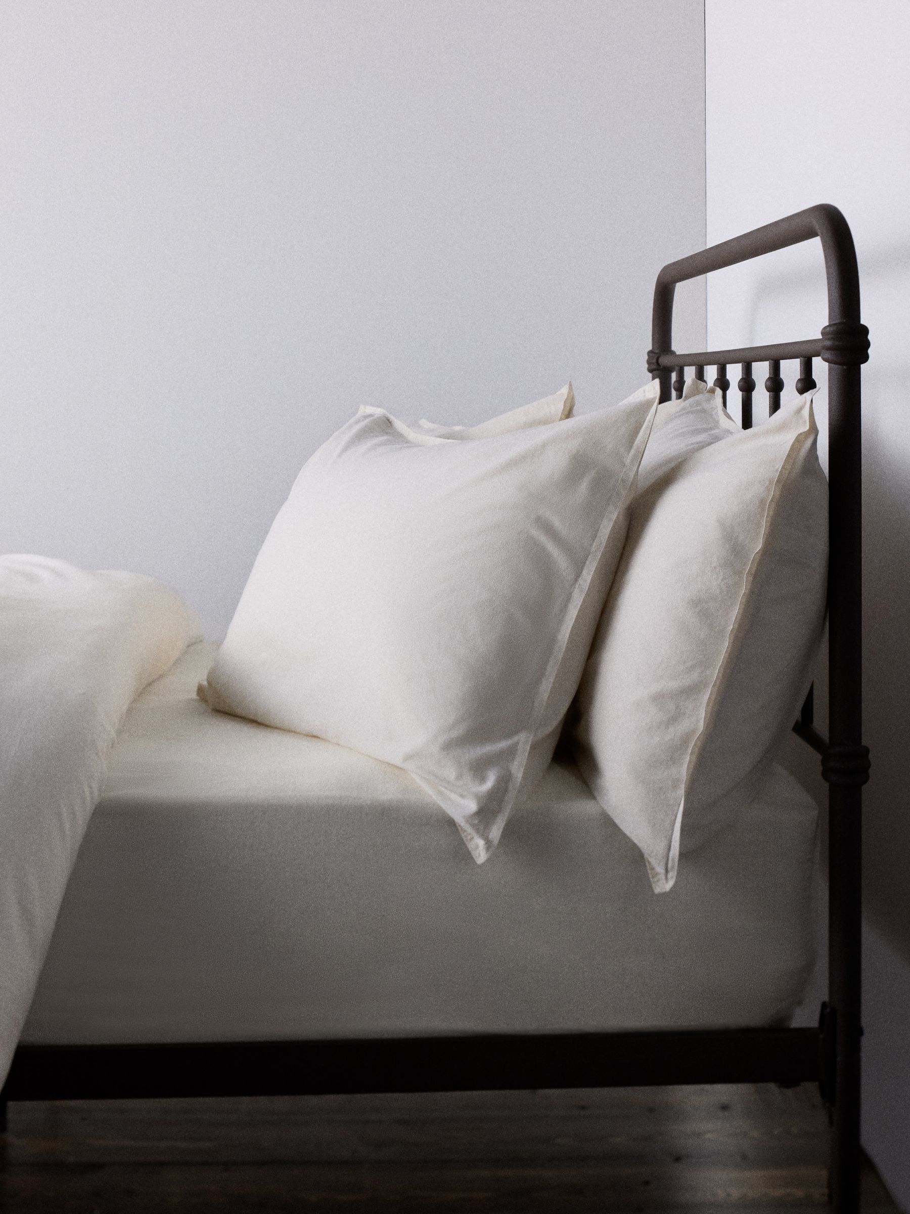 The Set 2 Pack Cream Washed Cotton Bedsets with Fitted Sheets - Image 3 of 4
