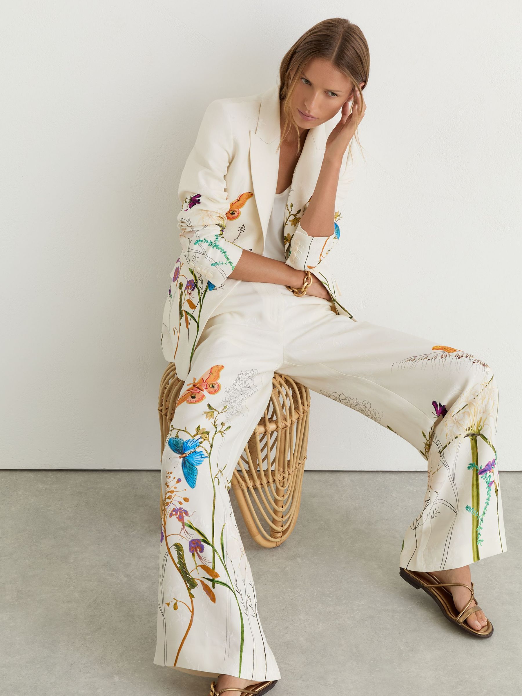 Reiss | NYBG Printed Wide-Leg Suit Trousers in Ivory - Image 4 of 6