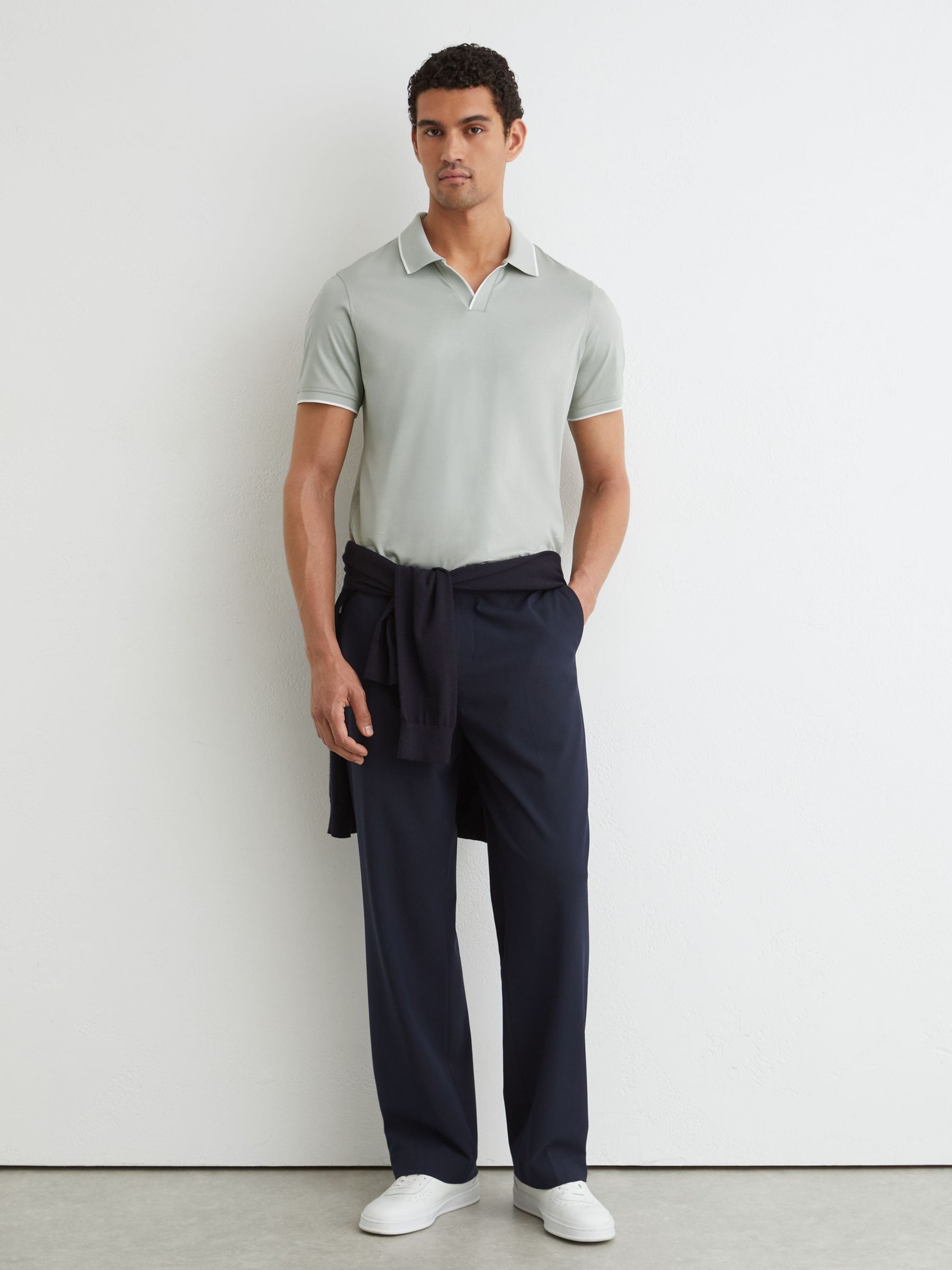 Air-Water Cotton Tipped Polo Shirt in Light Sage Green - Obrázek 3 z 6