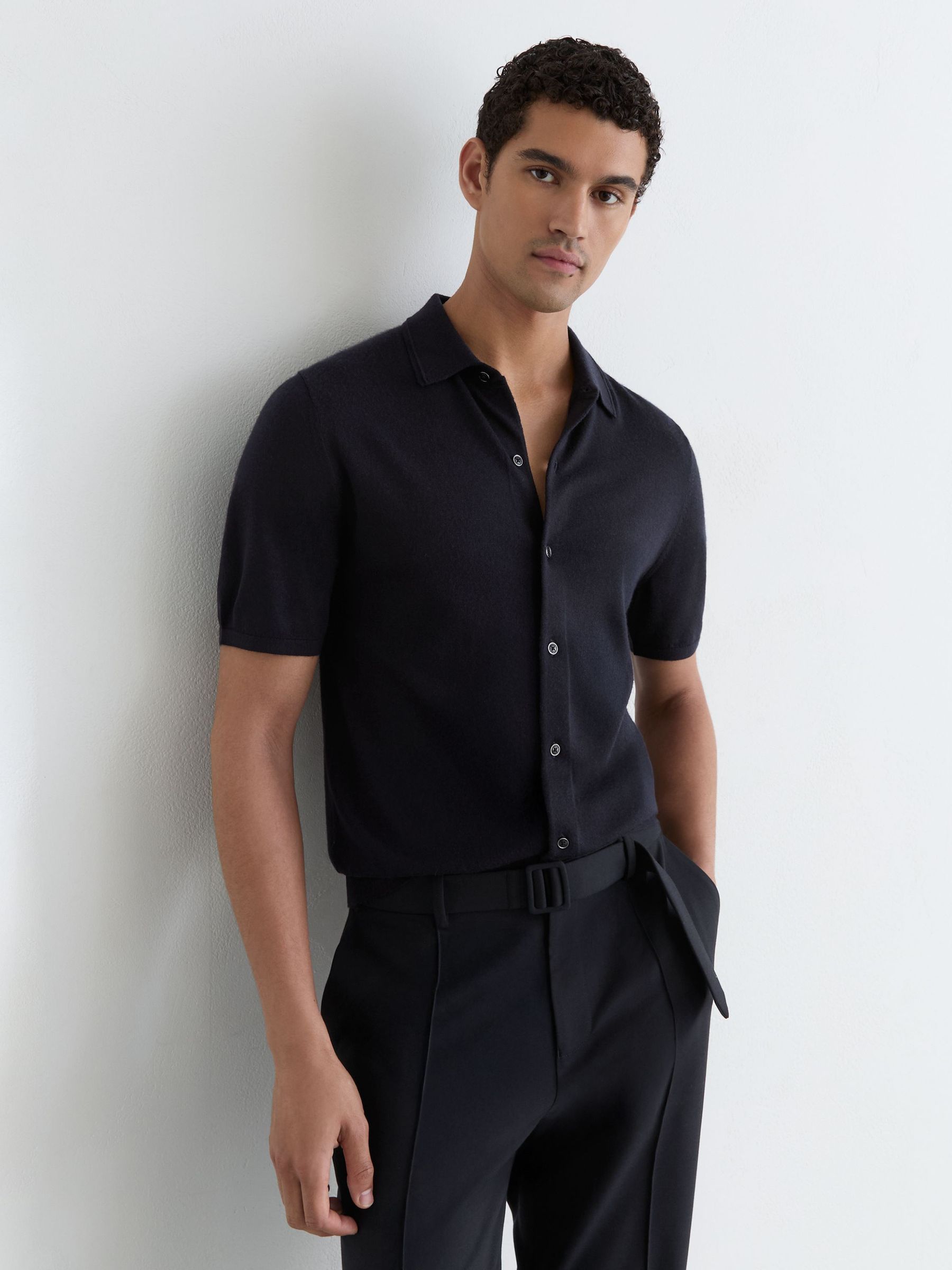 Shirt in Navy - Image 3 of 6