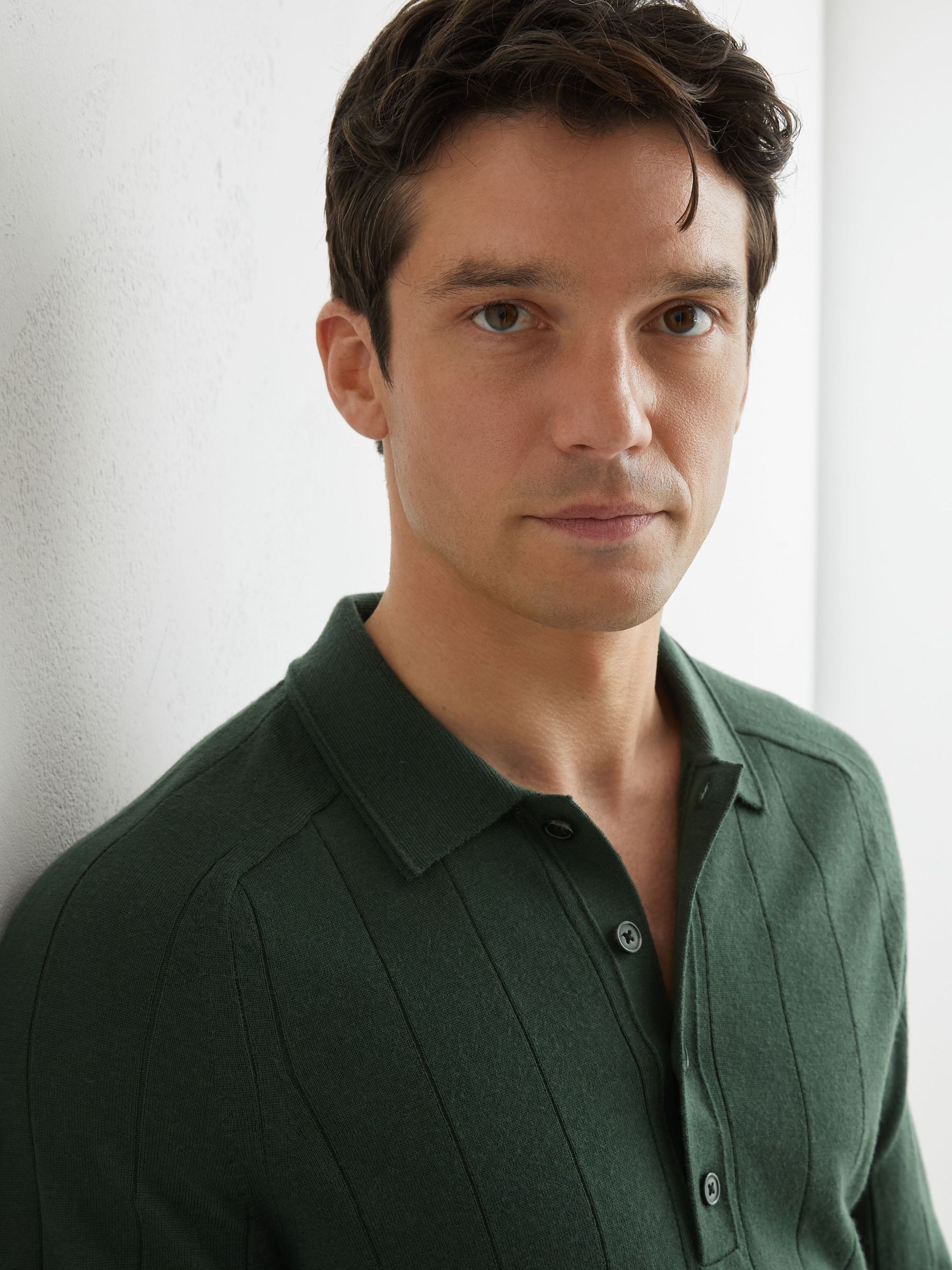 Merino Wool Wide-Rib Polo Jumper in Dark Green - Image 5 of 6