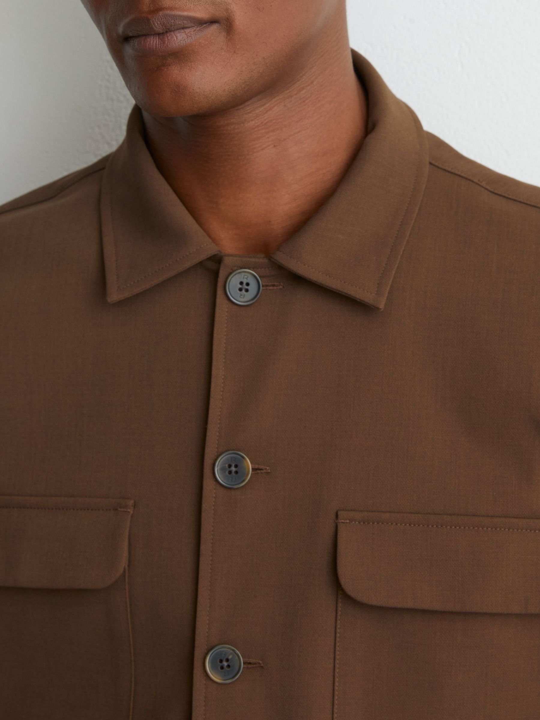 Twin-Pocket Button-Through Overshirt in Tobacco Brown - Image 4 de 6