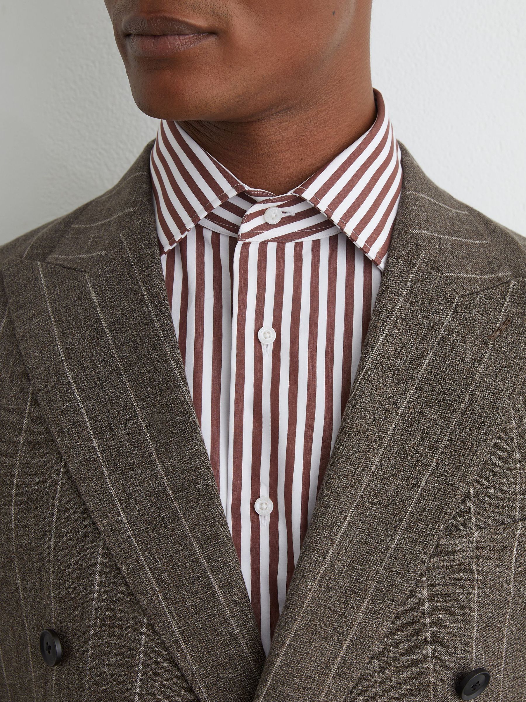 Long Sleeve Bengal Stripe Button-Down Shirt. in Brown - 圖片 6/7
