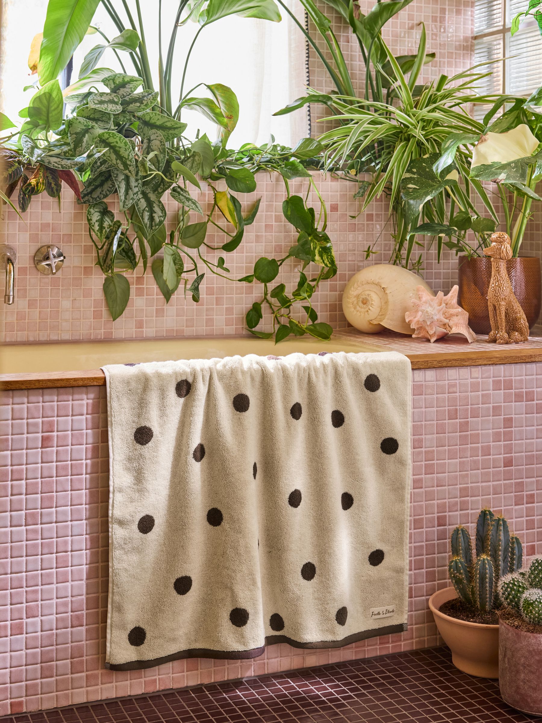 Poodle & Blonde Brown/Cream Polka Dot 100% Cotton Towel - Image 3 of 6