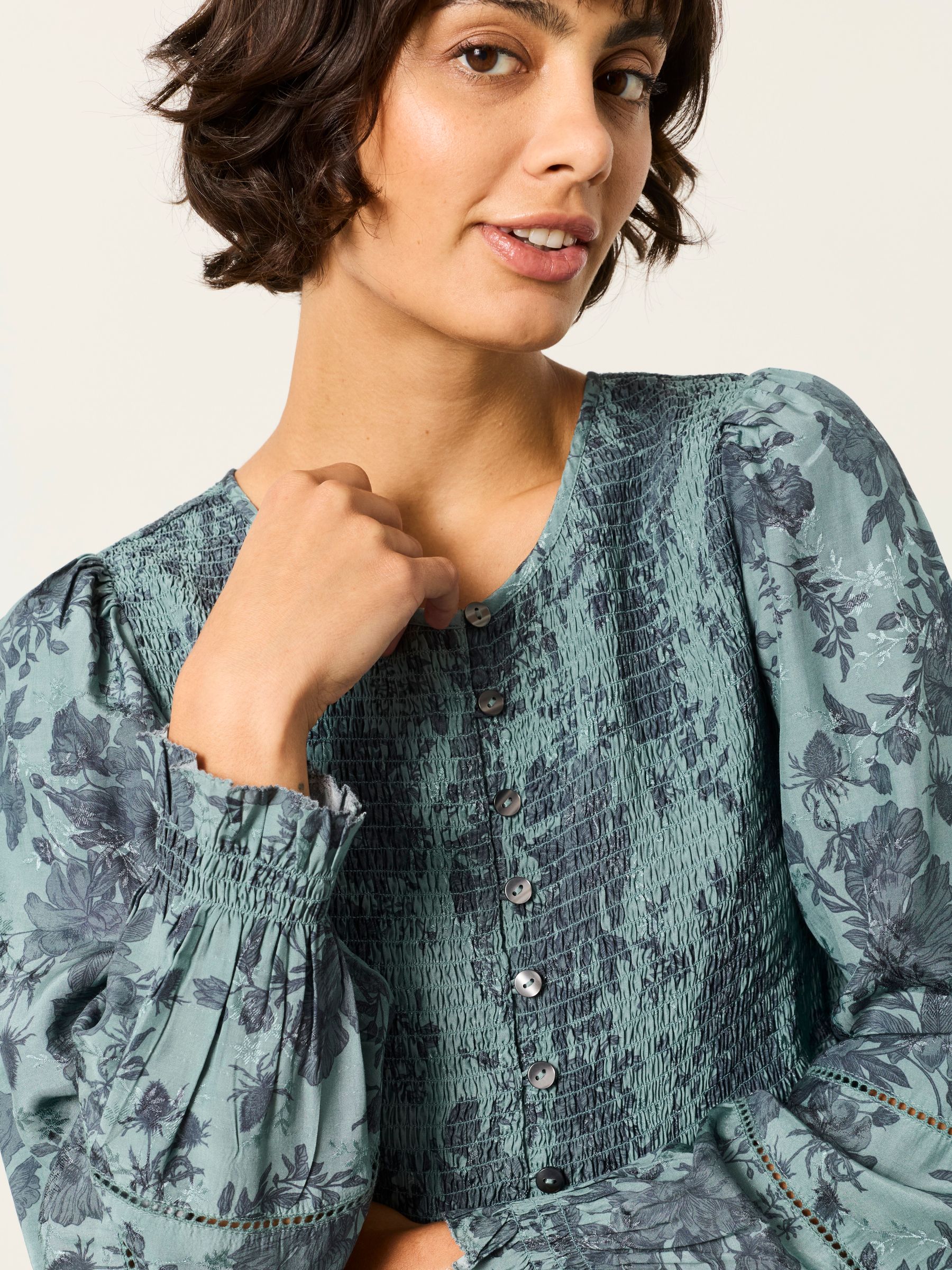 Riri Teal Blue Trailing Rose Blouse - Image 3 of 8