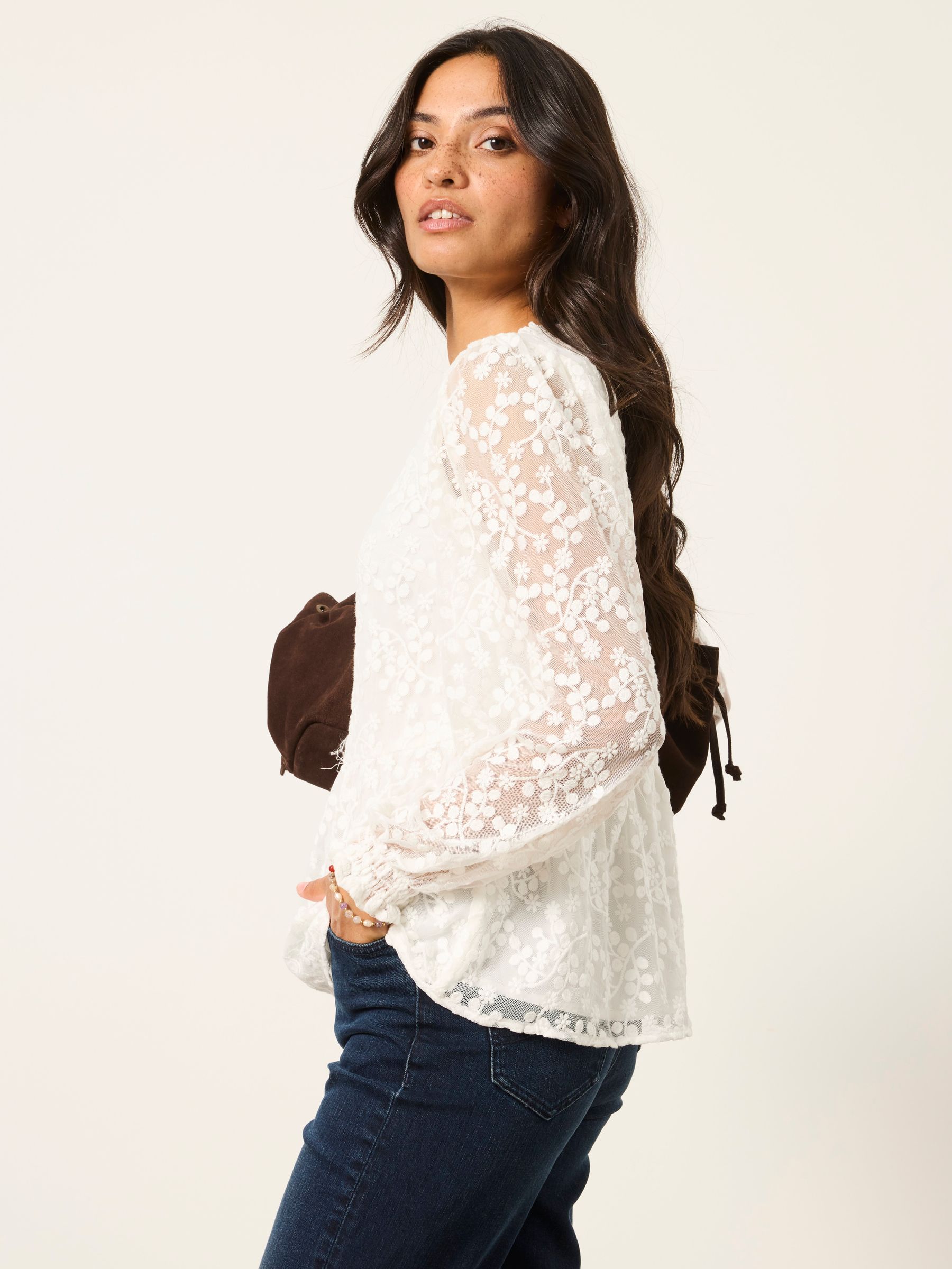 Veronica Ivory Lace Blouse - Image 3 of 8