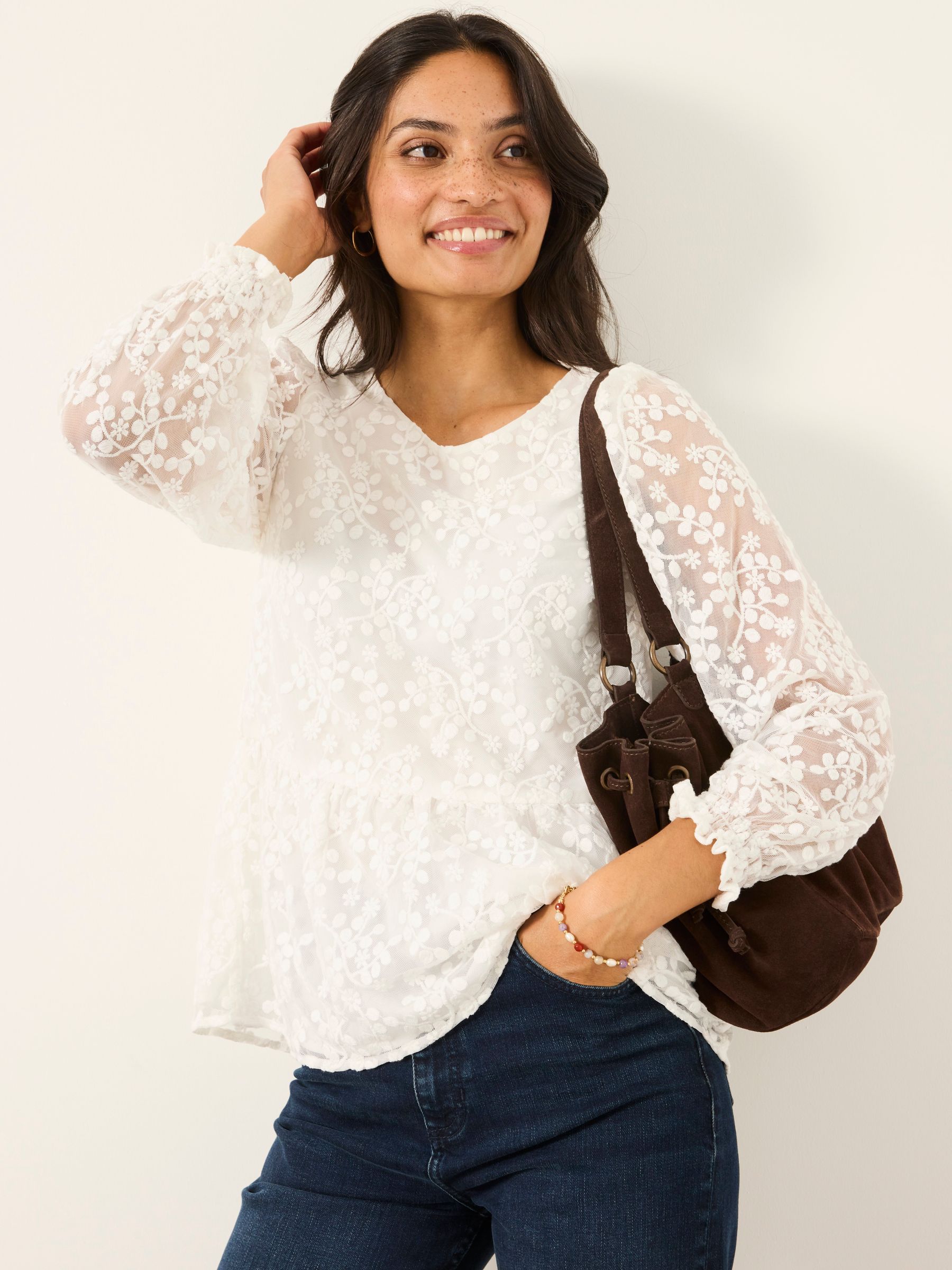 Veronica Ivory Lace Blouse - Image 6 of 8