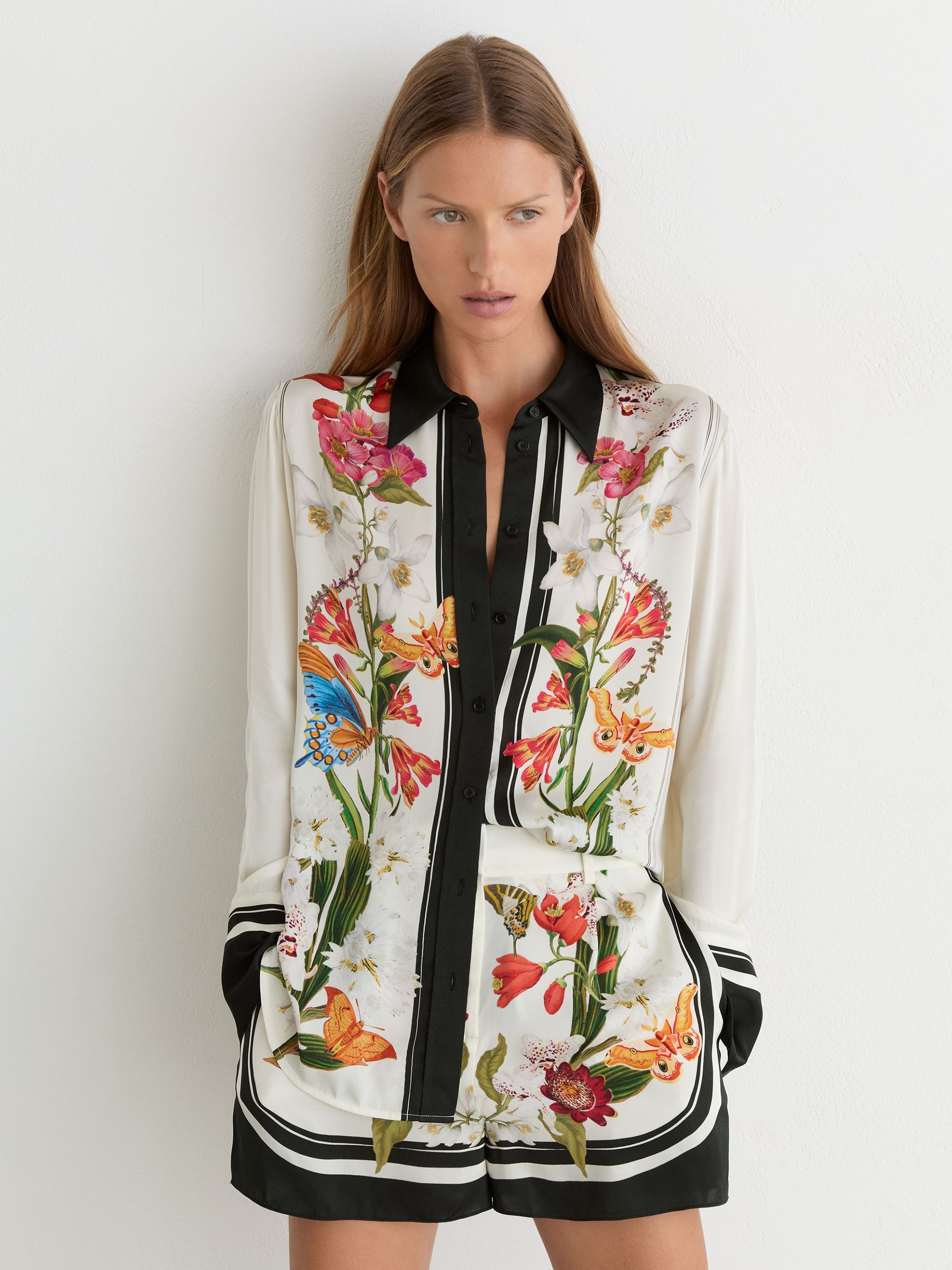 Reiss | NYBG Scarf-Print Shirt in Ivory/Black - Image 3 of 7