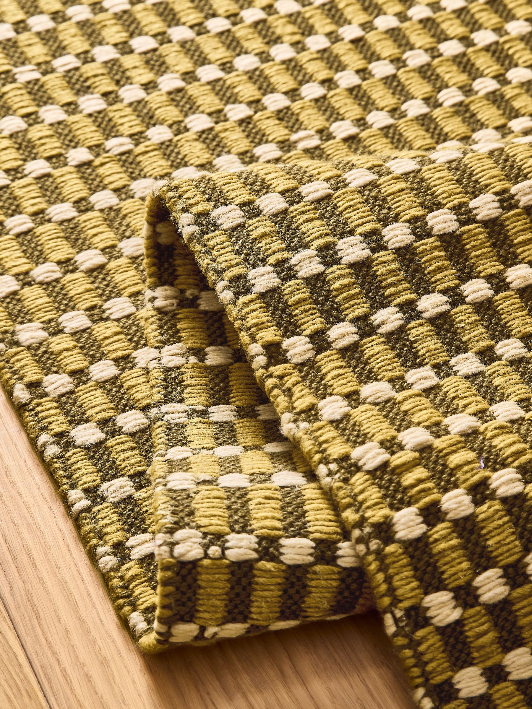 Ember Runner in Green - Image 4 of 5