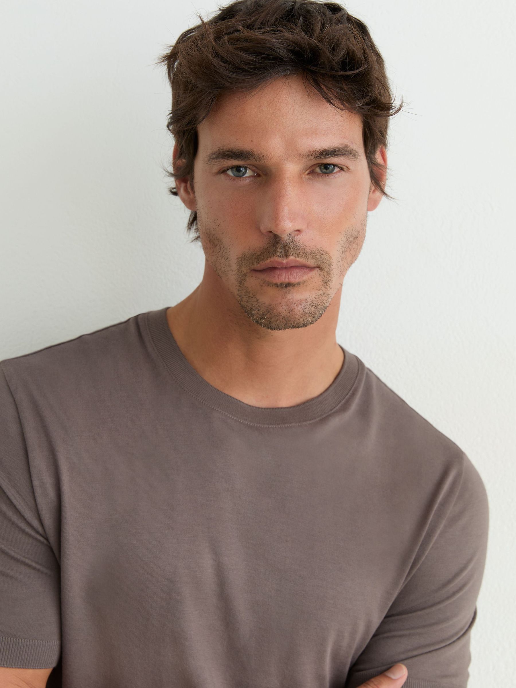 Cotton-Modal Rundhals Modern-Fit T-Shirt in Mausbraun - Bild 1 von 6