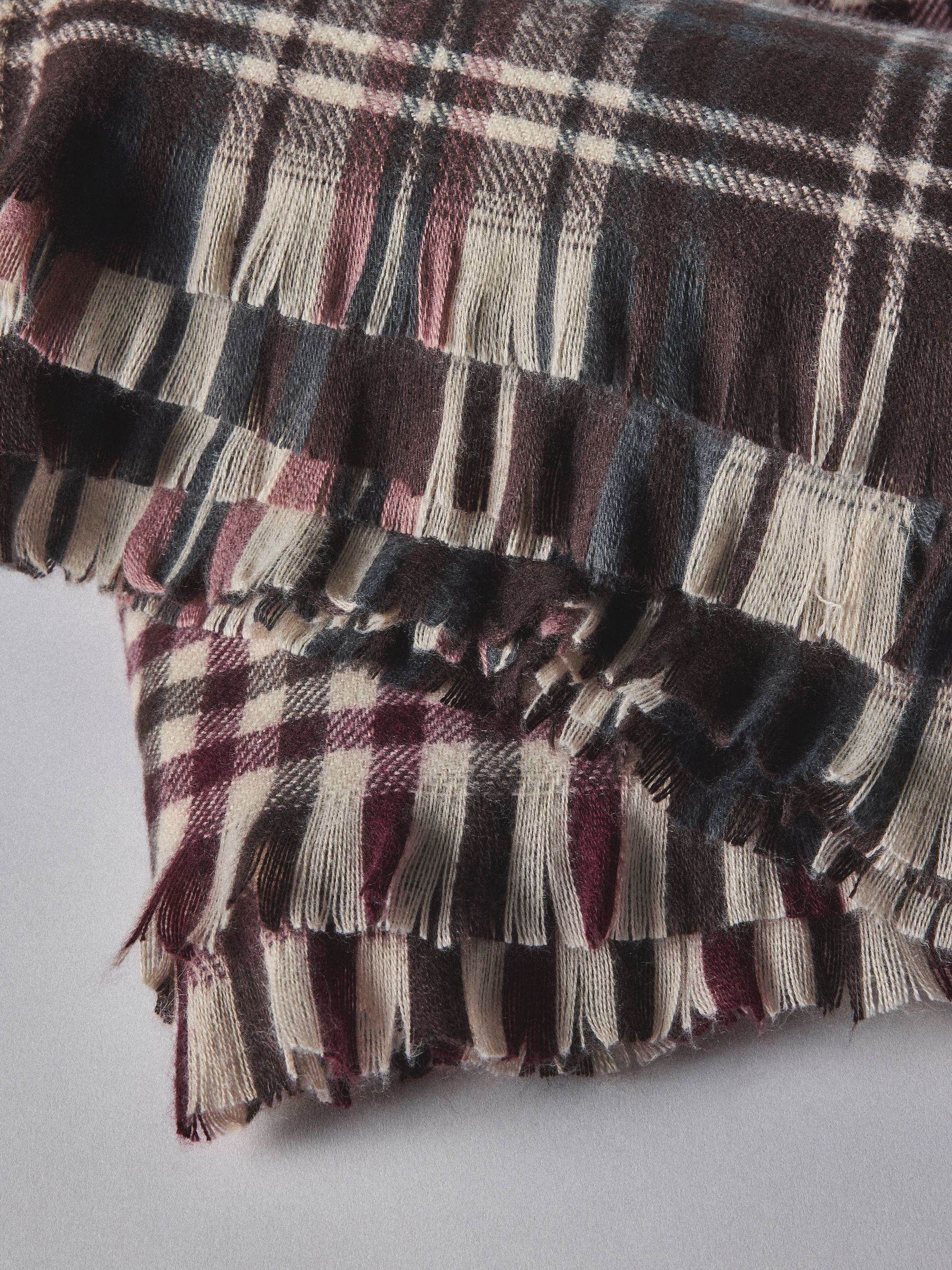 The Set 2 Pack Burgundy Gingham/Check Cosy Throws - Image 3 of 6
