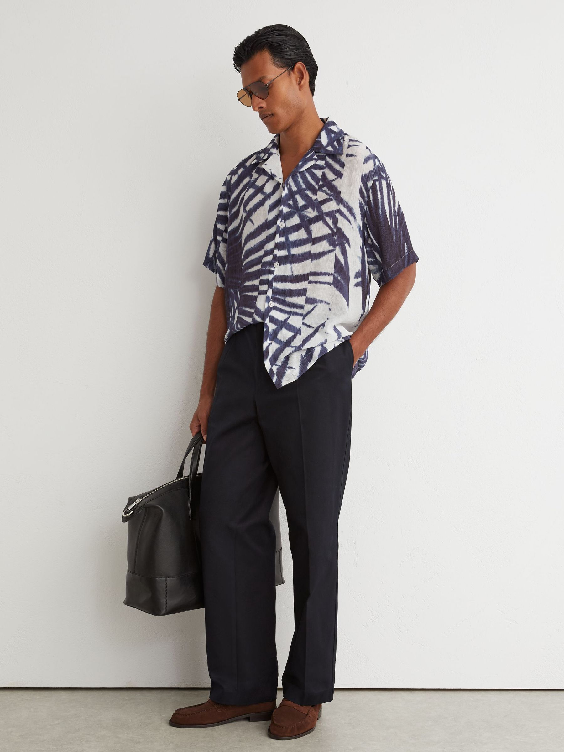 Plissé Printed Cuban-Collar Shirt in Navy/White - Image 4 of 6