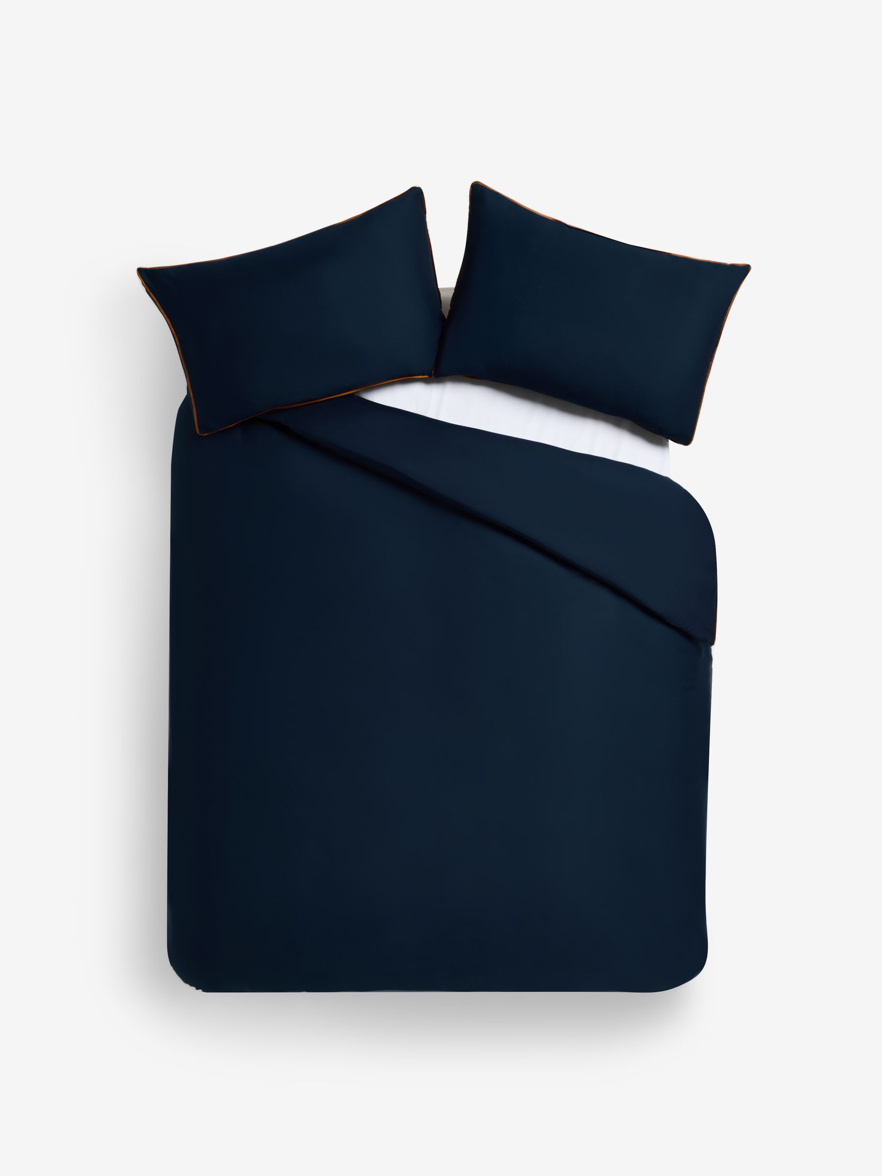 Contrast Piped 200 Thread Count Cotton Sateen Bed Set in Navy - Image 4 of 4