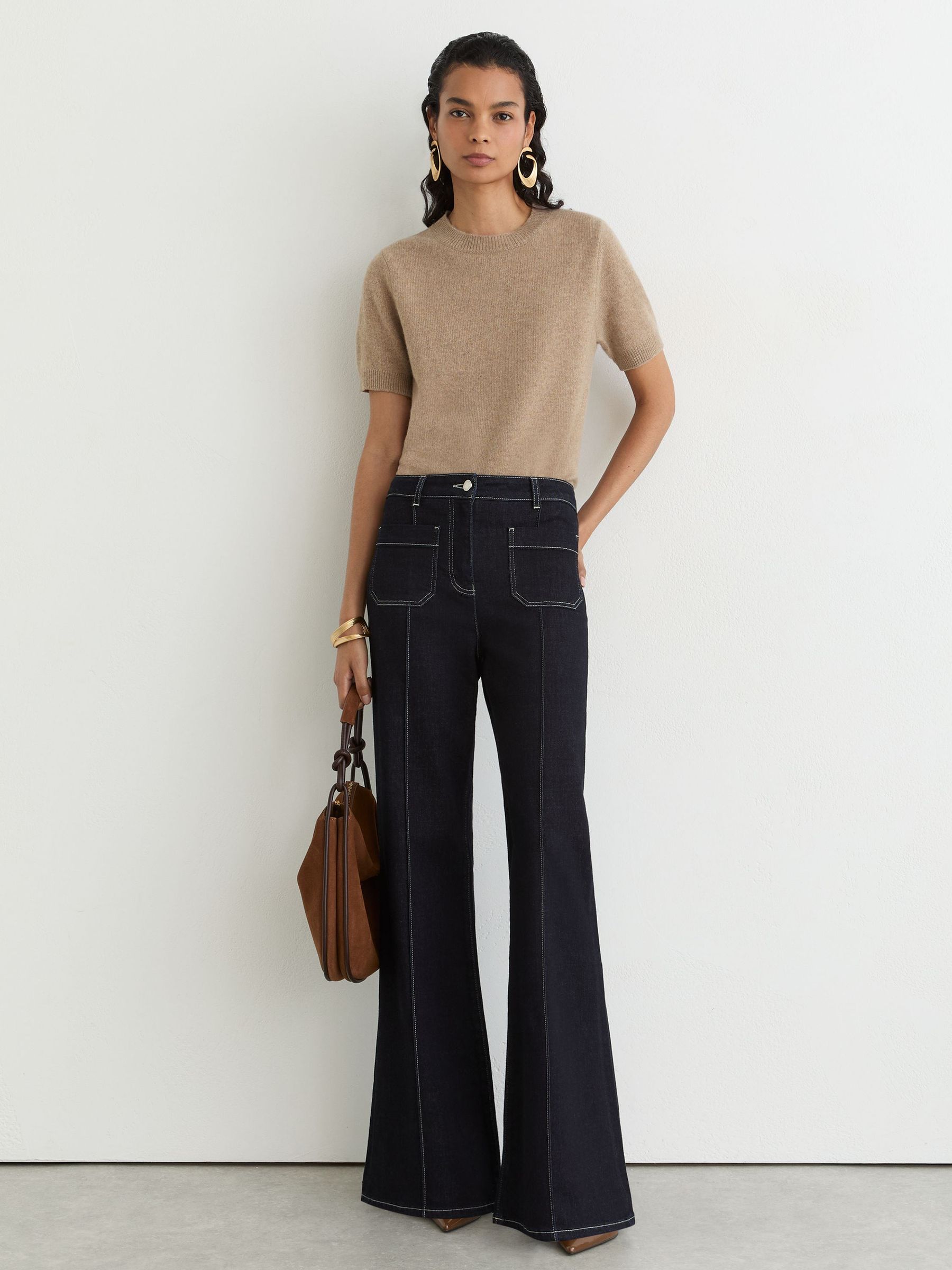 100% Cashmere Crew-Neck T-Shirt in Neutral - Image 3 de 7