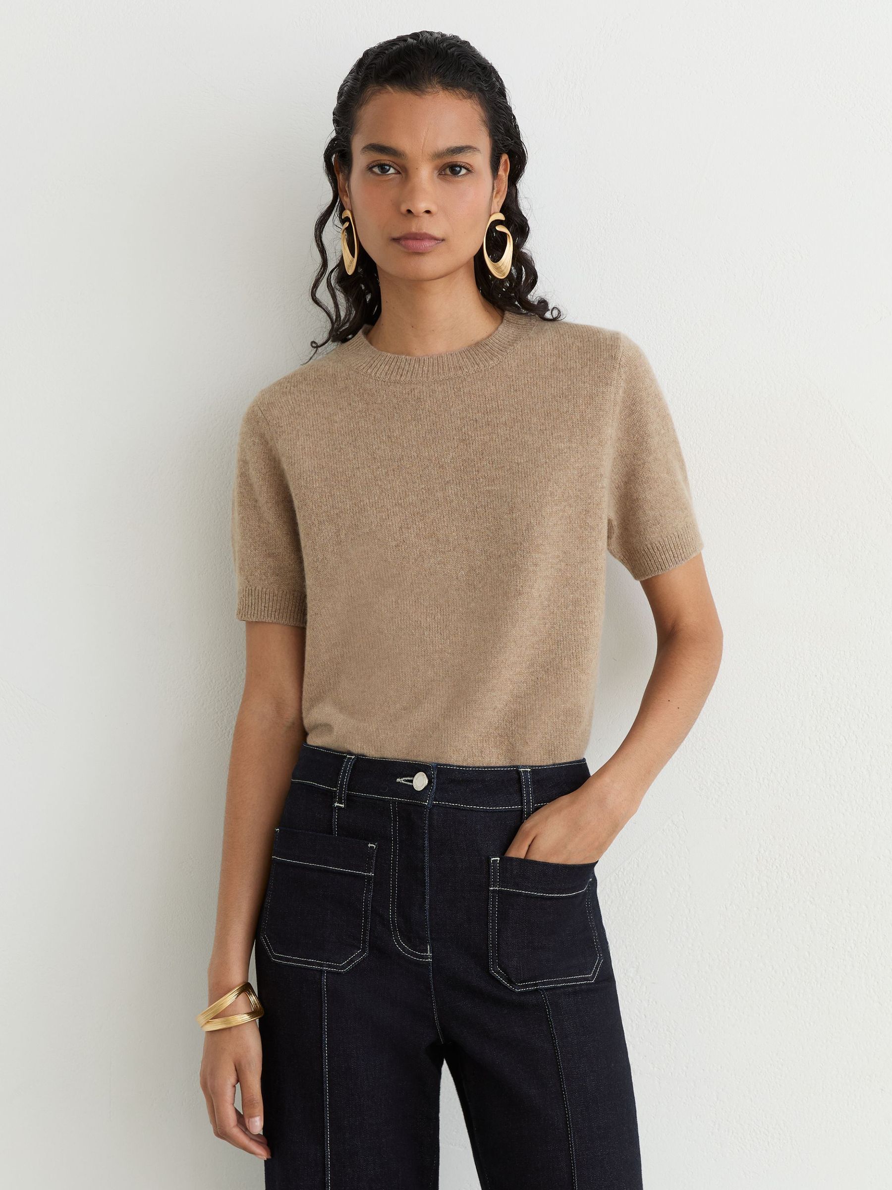 100% Cashmere Crew-Neck T-Shirt in Neutral - Image 5 de 7