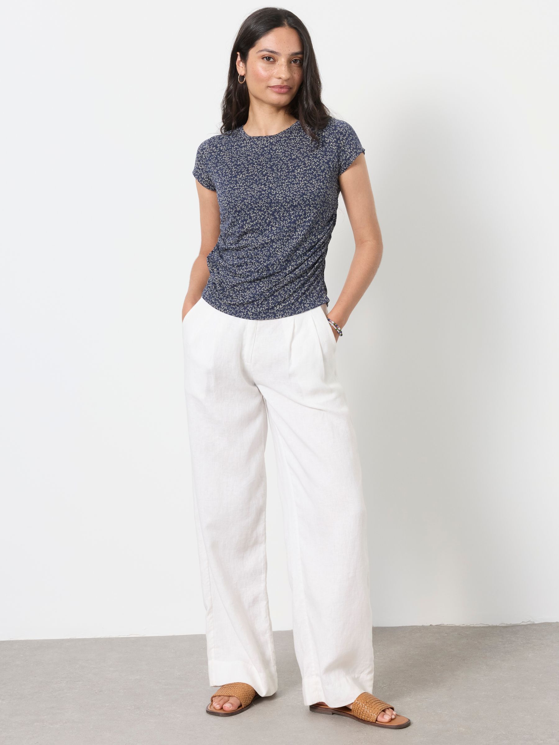 Ruby Navy Coral Print Short Sleeve Ruched Top - Image 4 of 6