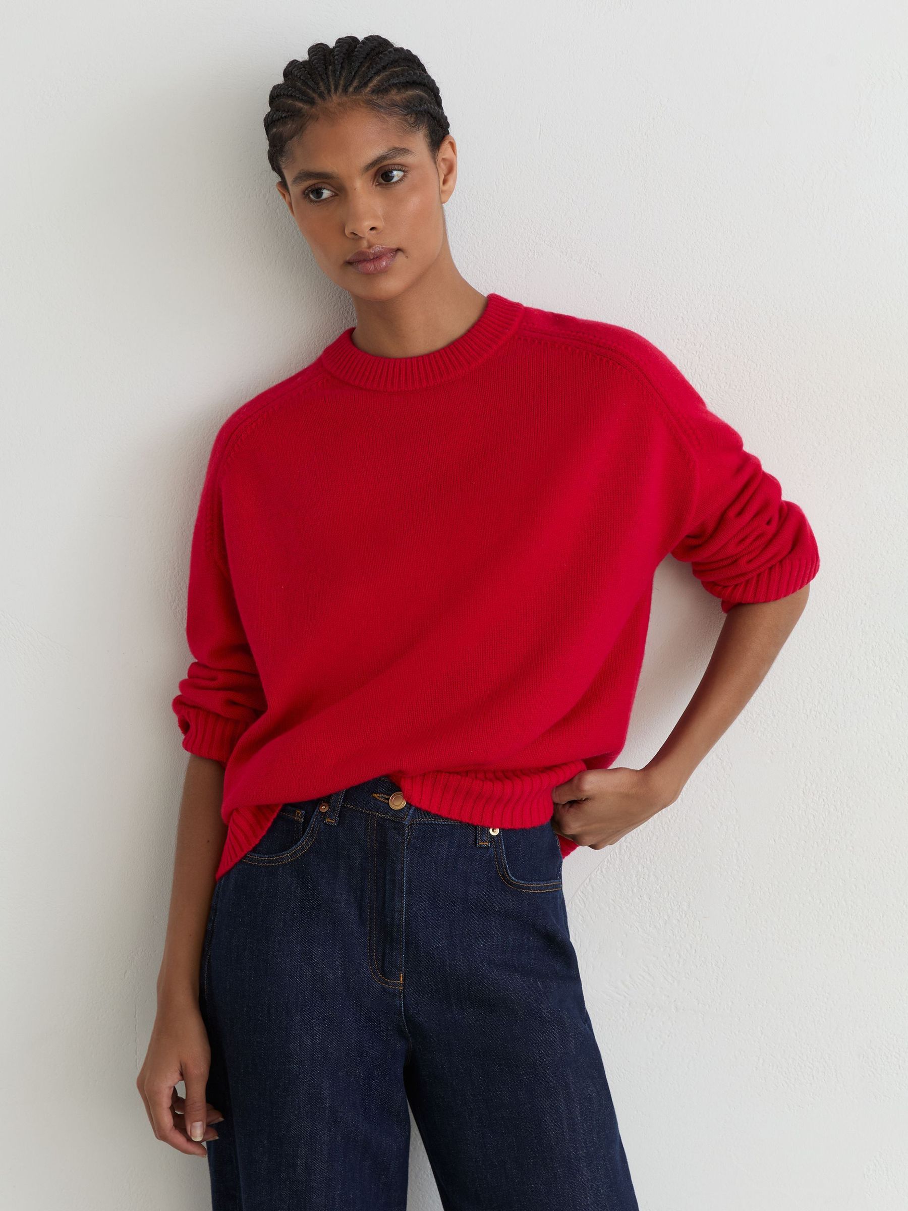 Wool-Cashmere Crew-Neck Raglan Jumper in Red - Image 3 of 6