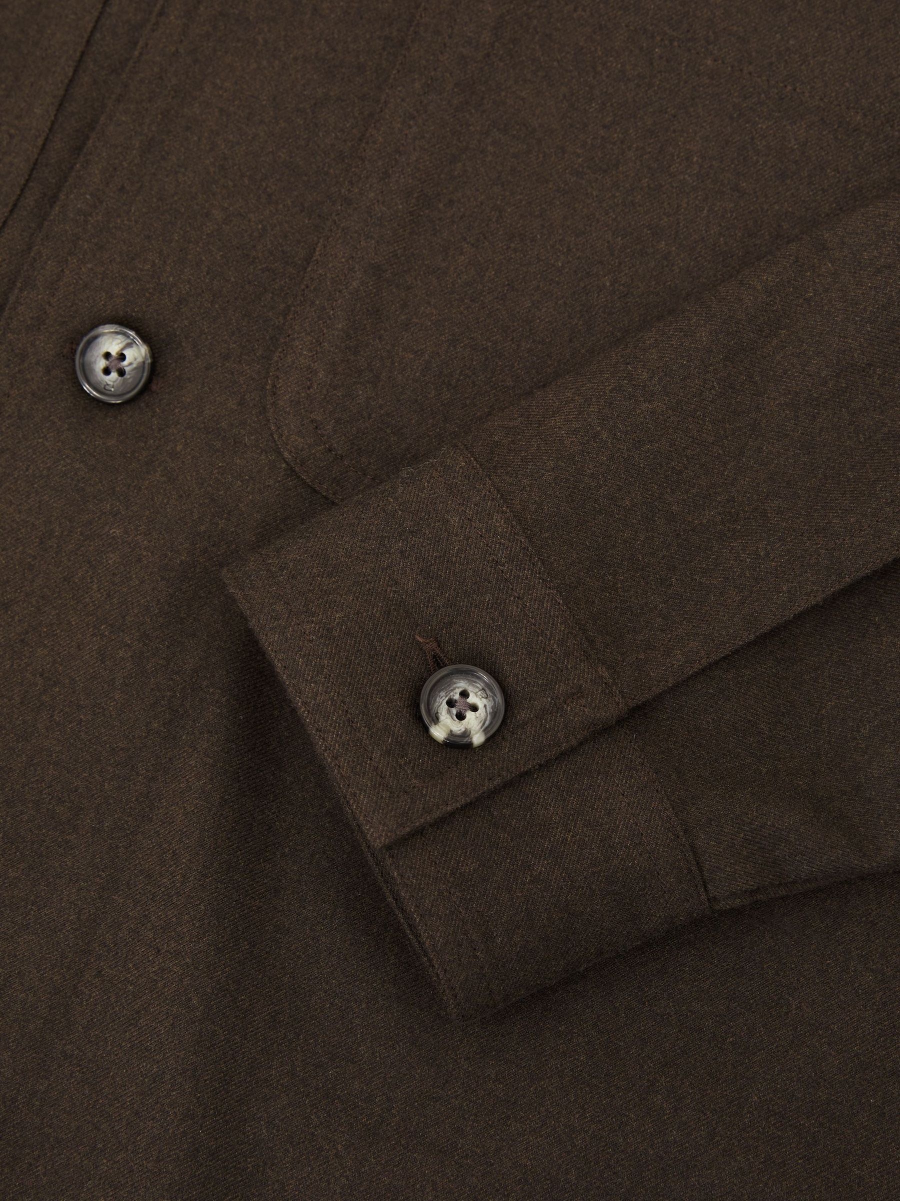 Brushed Twin-Pocket Overshirt with Wool in Chocolate Brown - Image 6 de 6