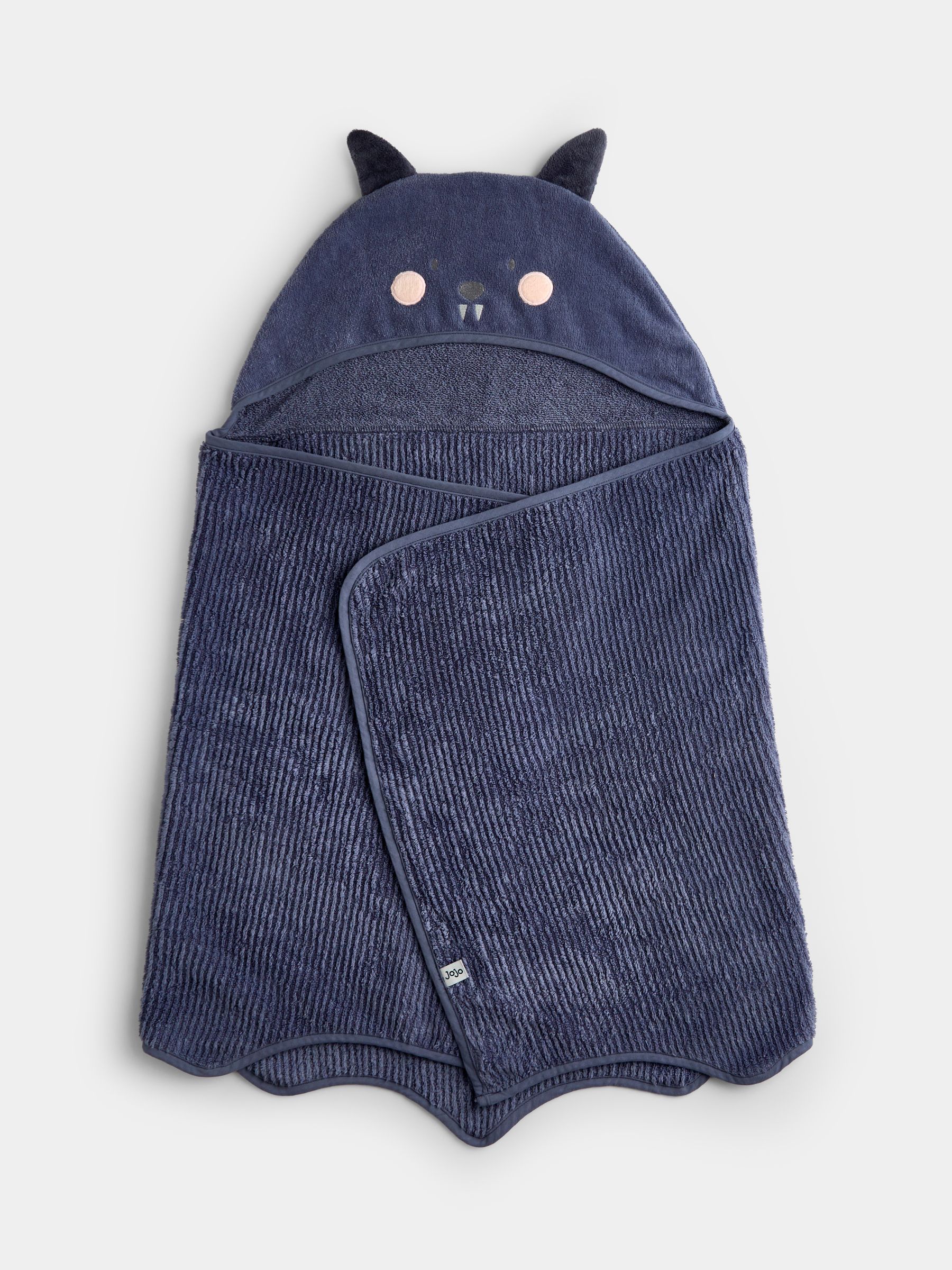 Grey Bat Hooded Towel - Image 5 of 7