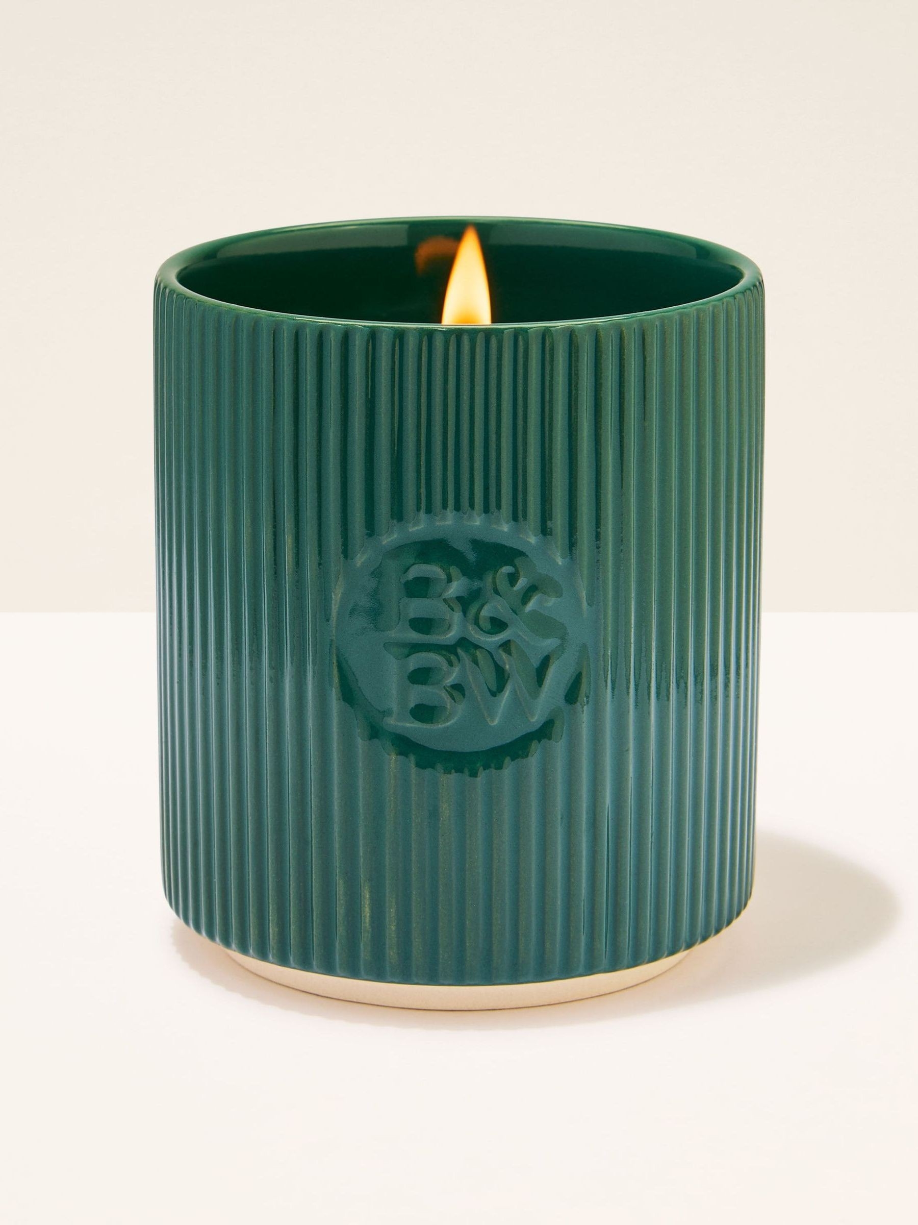 Bermanot and Musk Single Wick Candle 227g - Image 1 of 3