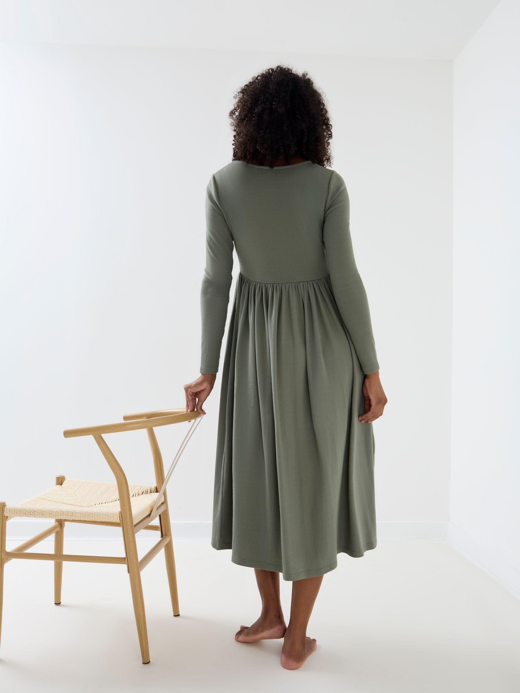 Green Long Sleeve Ribbed Maternity A-Line Midi Dress - Image 3 of 4