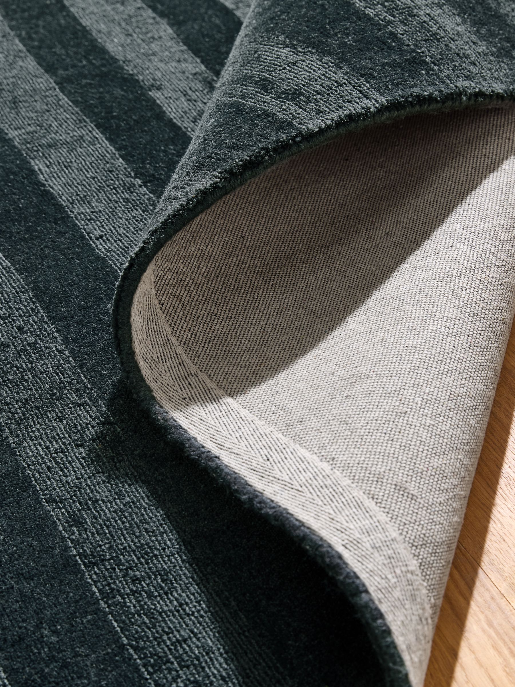 Connor Rug in Blue - Image 4 of 5