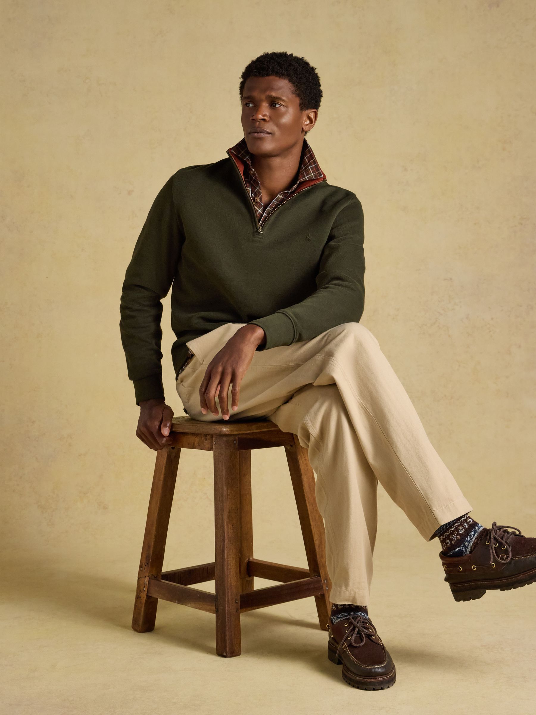 Alistair Green French Ribbed Quarter Zip Sweatshirt - Image 4 of 9