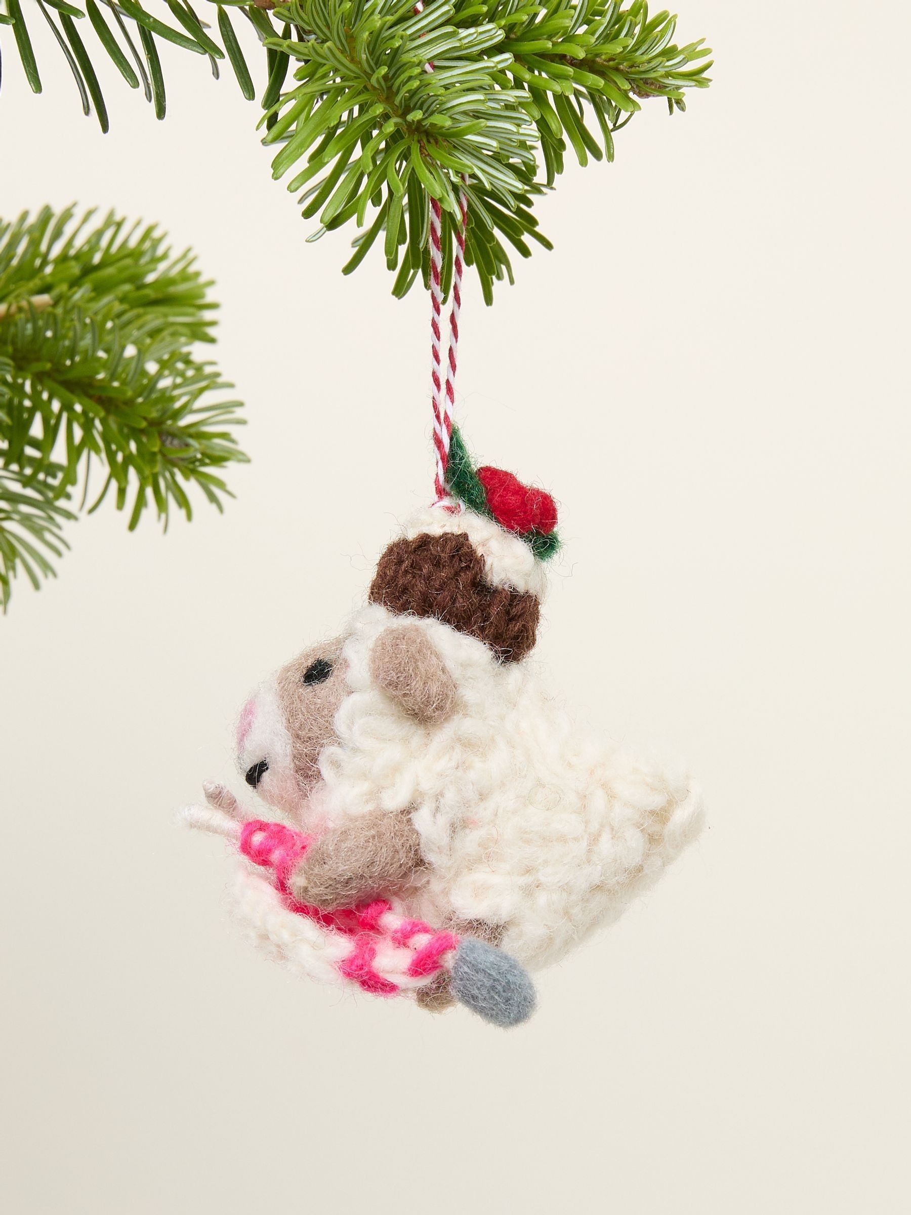 White Felt Sheep Decoration - Image 2 of 2 White Felt Sheep Decoration - Image 2 of 2