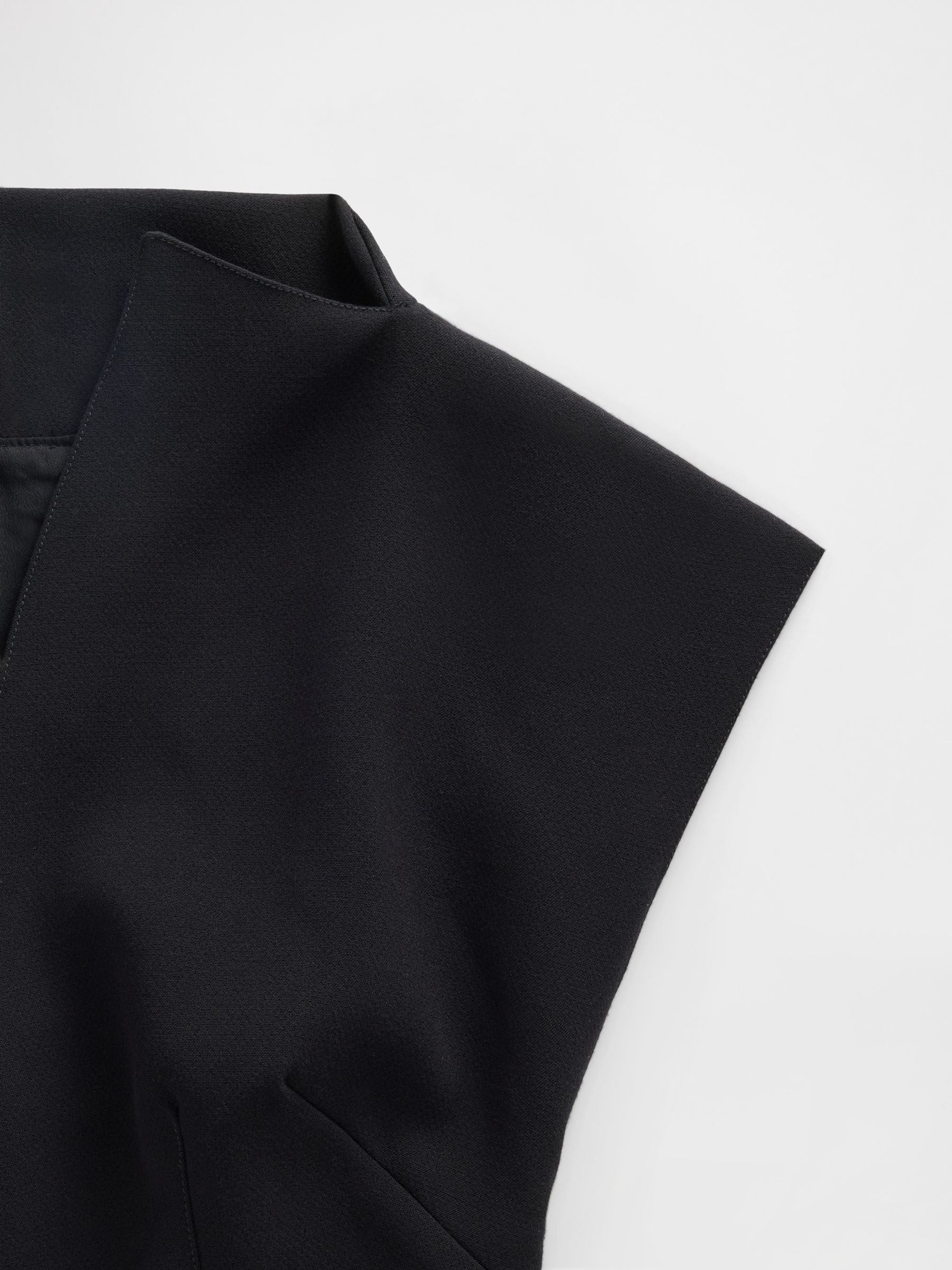 GapStudio Black Structured Midi Dress - Image 6 of 6