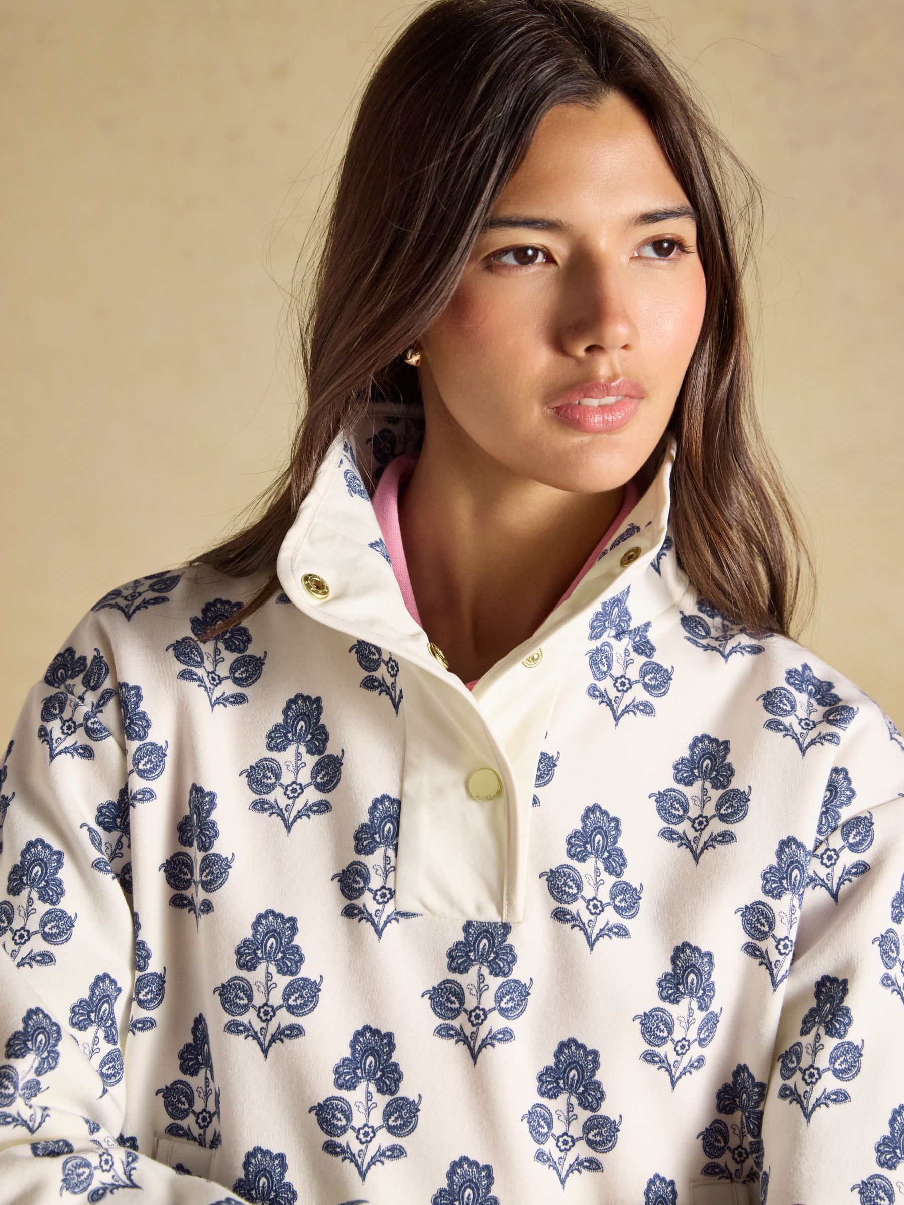 トップス Done project PAULS-KNOT SWEAT Lulworth Cream Foulade Print Popper Funnel Neck Sweatshirt | Joules