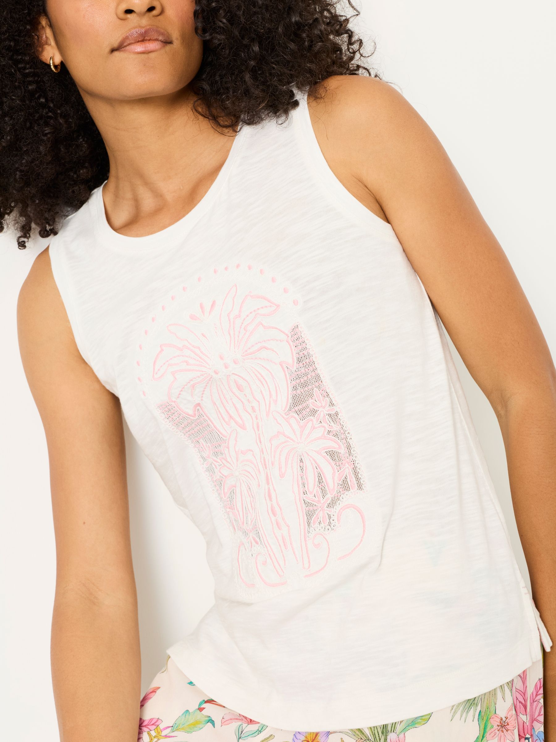 Paloma White Palm Tree Graphic Tank Top - Image 5 of 7