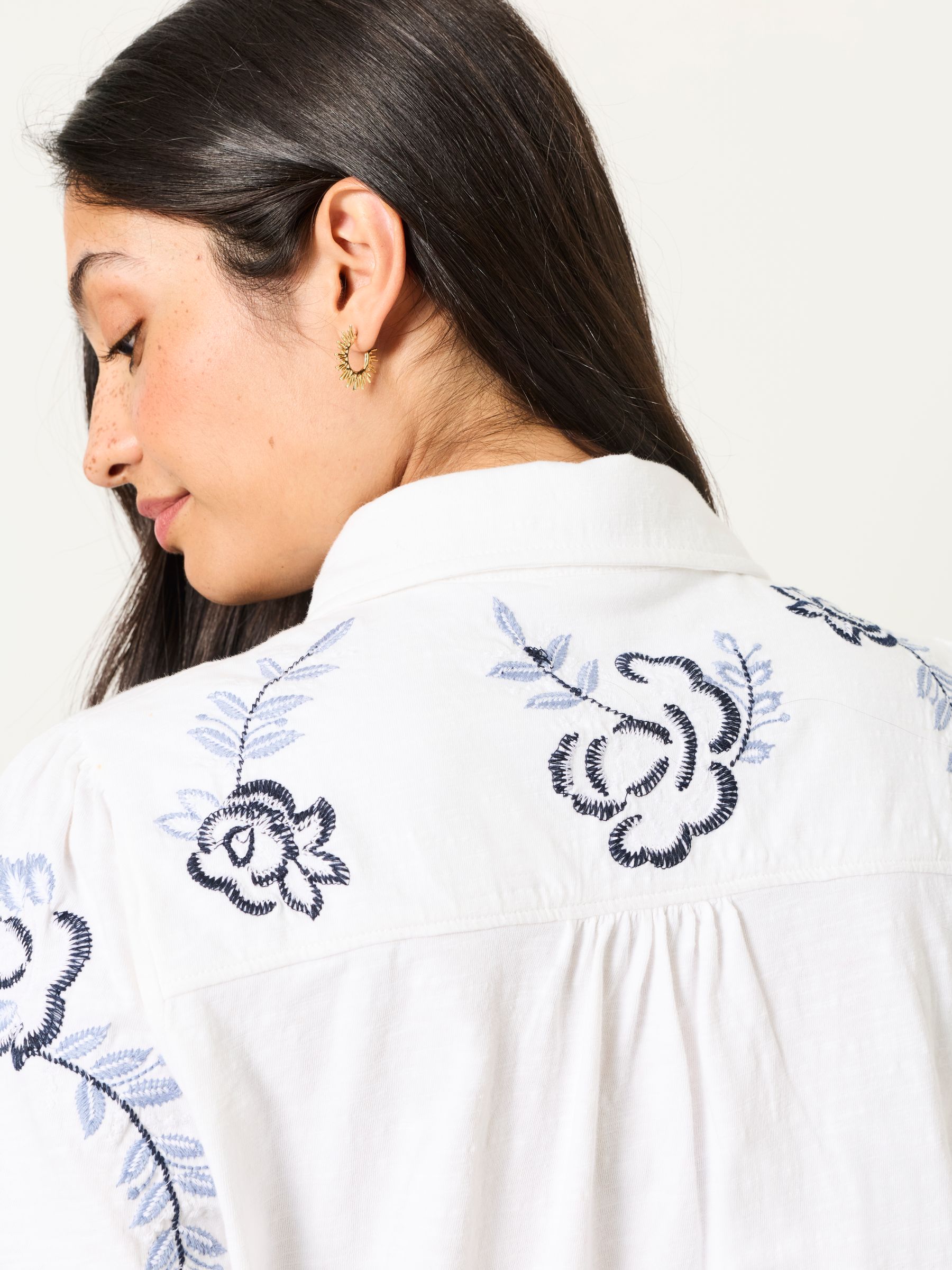 Kit White Embroidered Jersey Shirt - Image 4 of 6