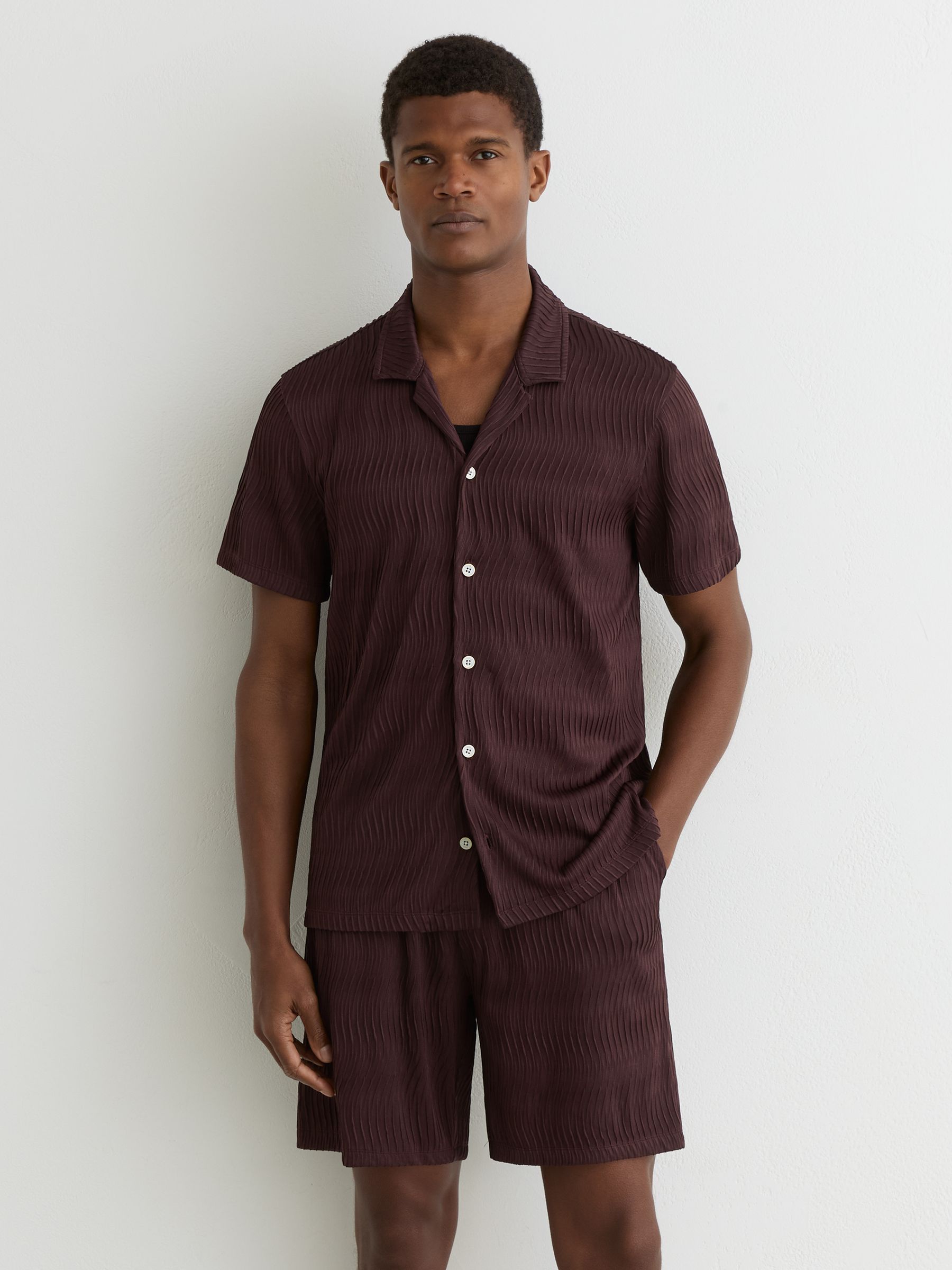 Textured-Wave Cuban-Collar Shirt in Bordeaux - Image 6 of 7