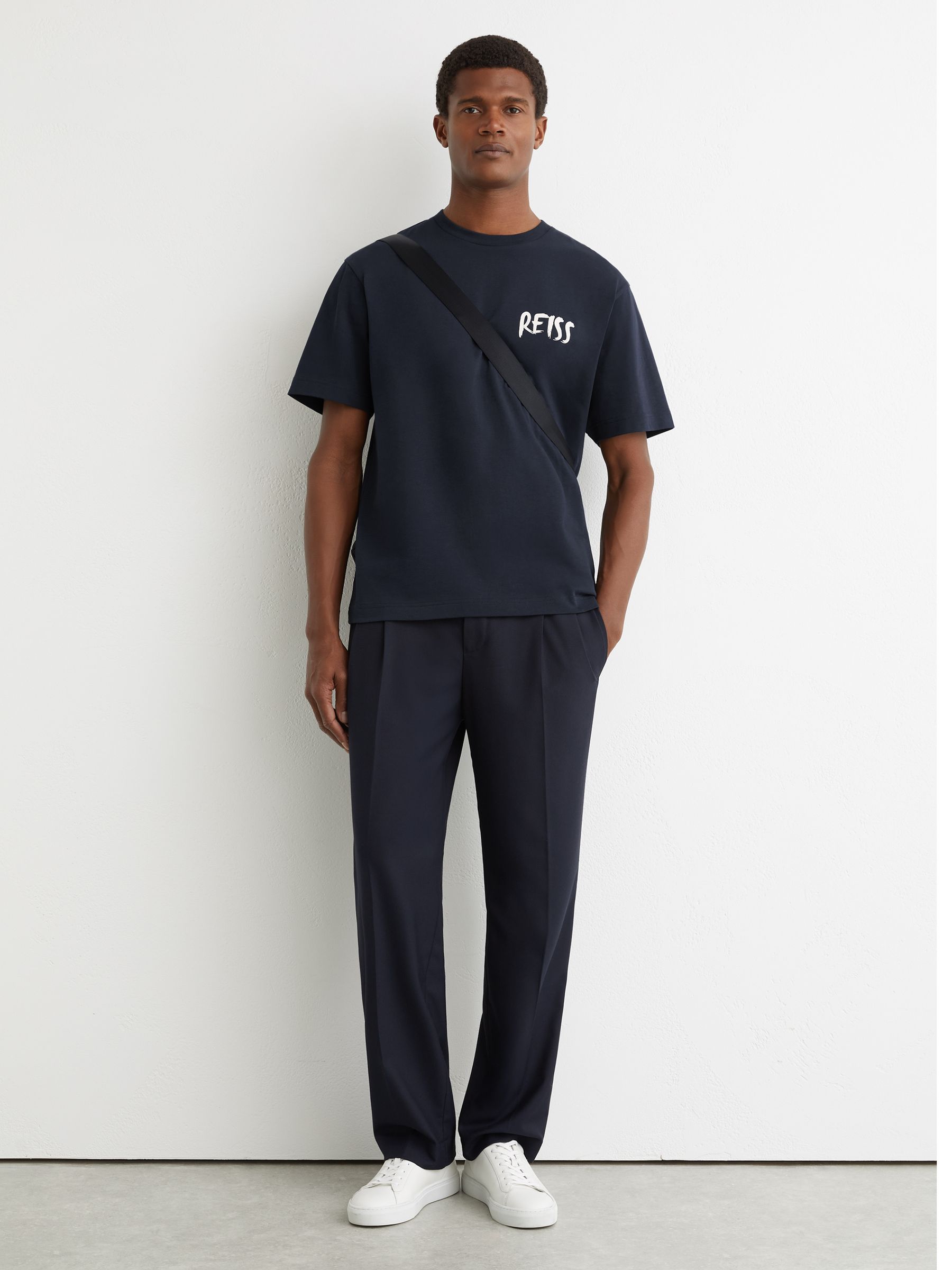 Cotton Logo-Print Relaxed-Fit T-Shirt in Navy - Image 4 of 6