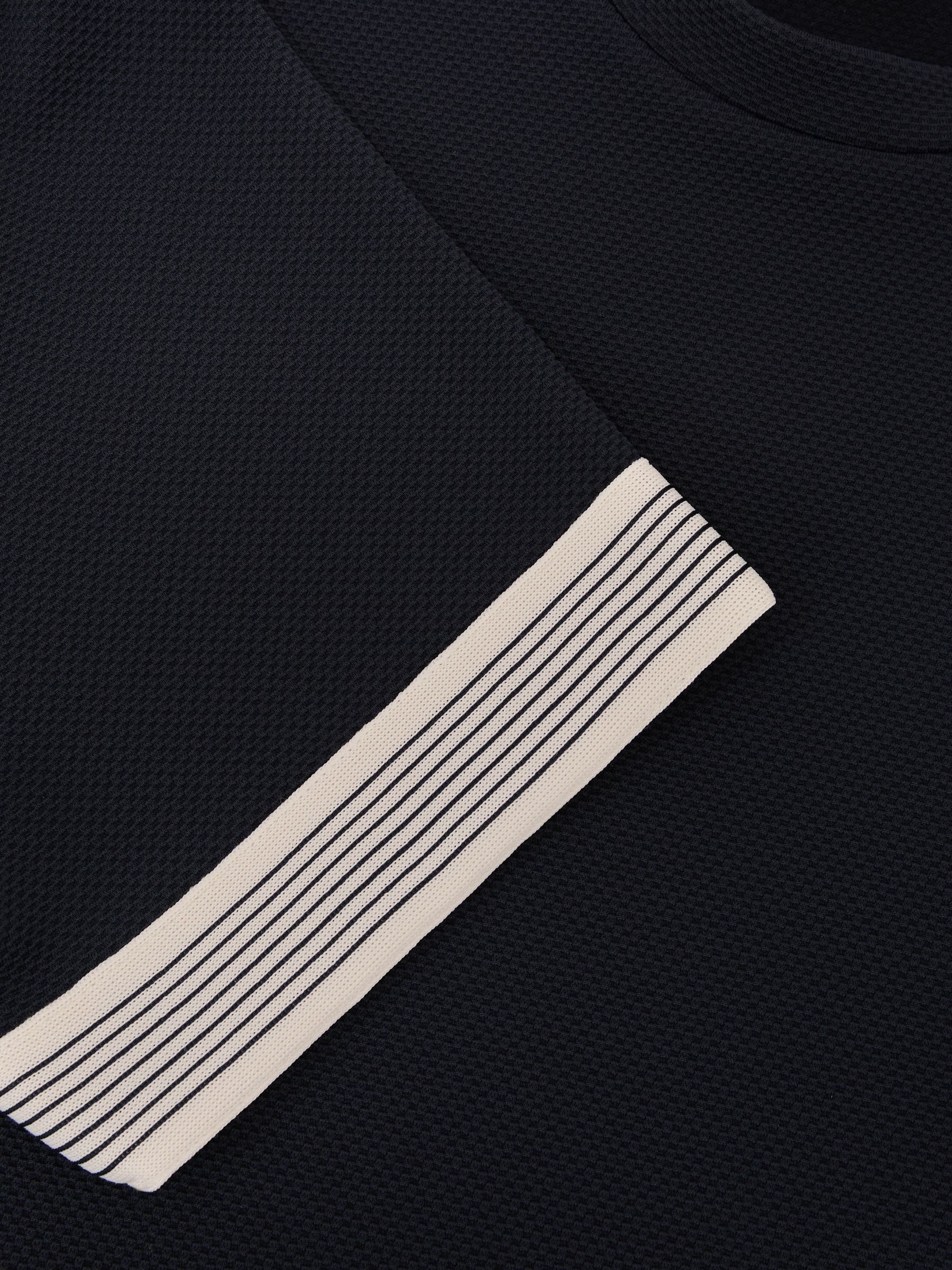 Textured Tape-Cuff T-Shirt in Navy - Image 6 of 6
