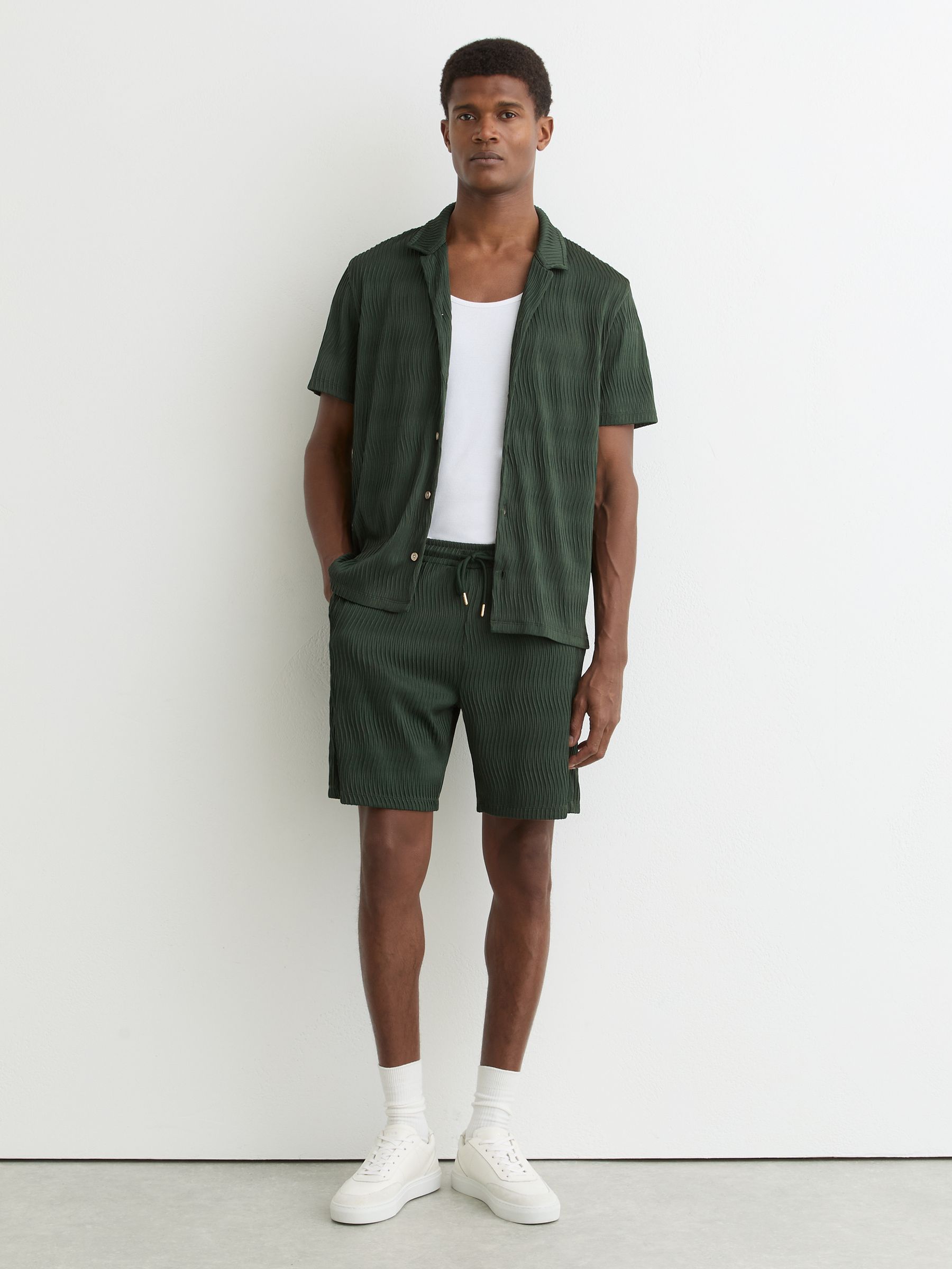 Textured-Wave Drawstring Shorts in Emerald Green - image 2