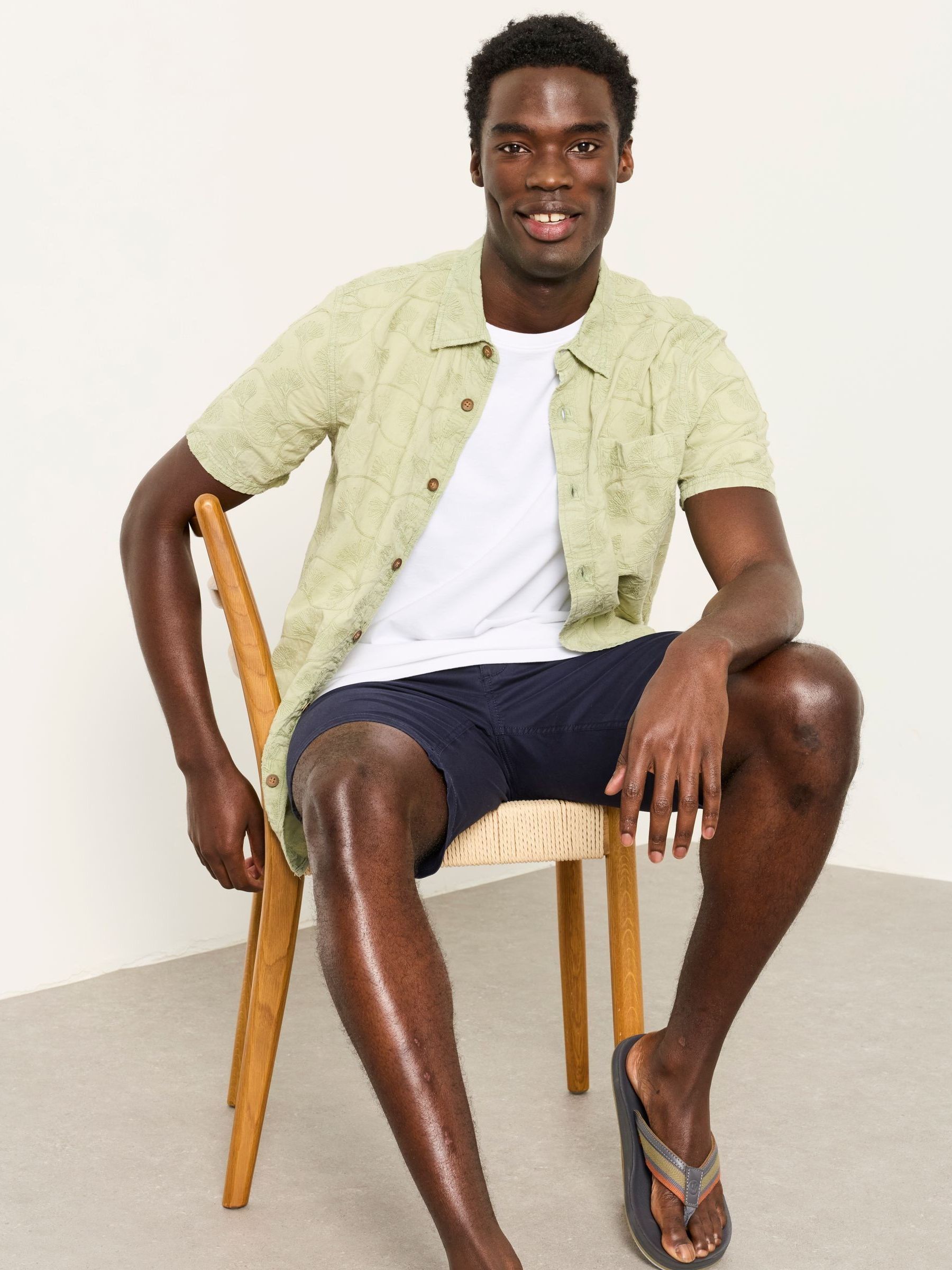 Green Short Sleeve Floral Embroidered Shirt - Image 4 of 5