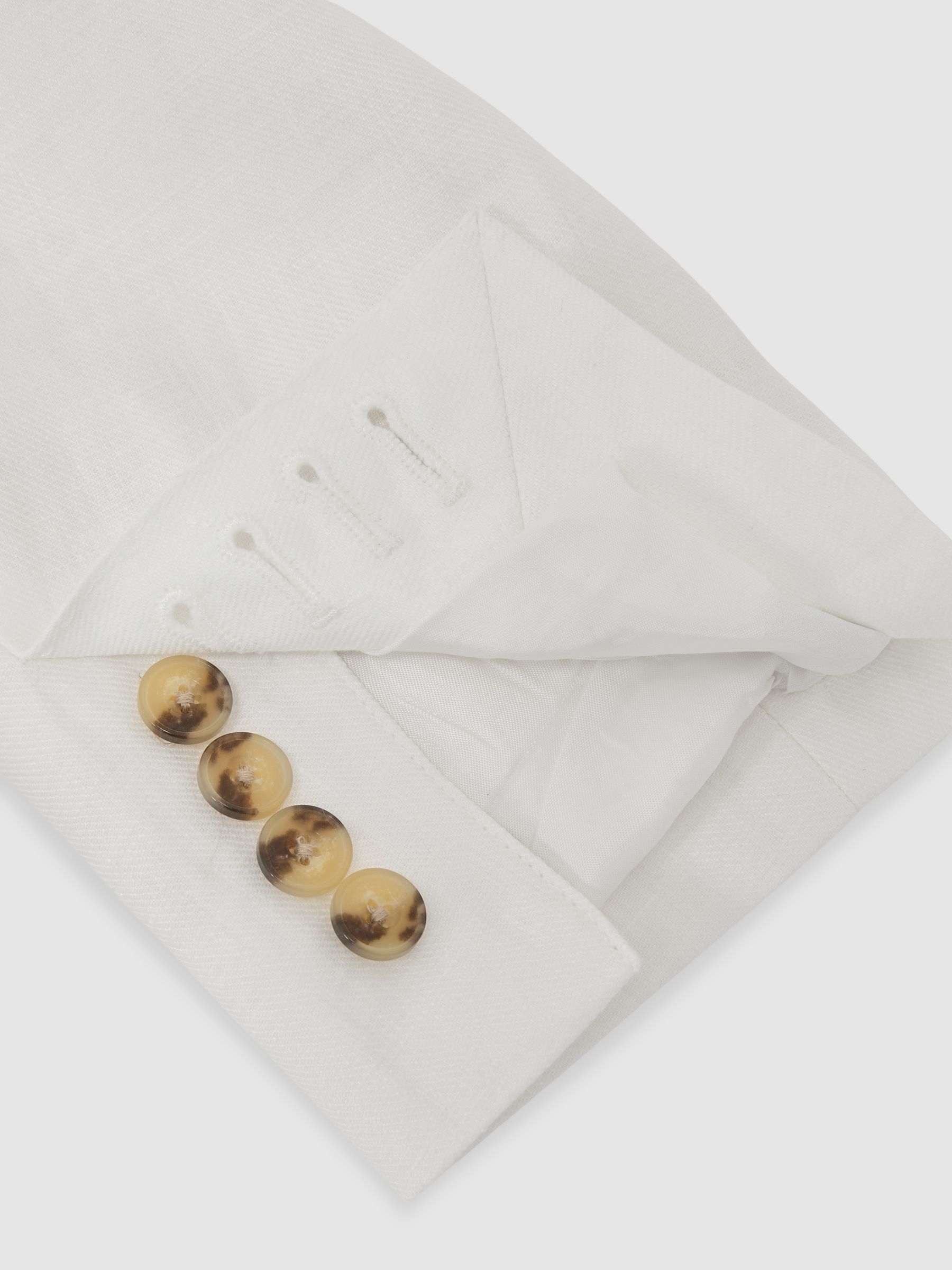 Linen-Twill Single-Breasted Tailored-Fit Blazer in White - Image 7 of 8