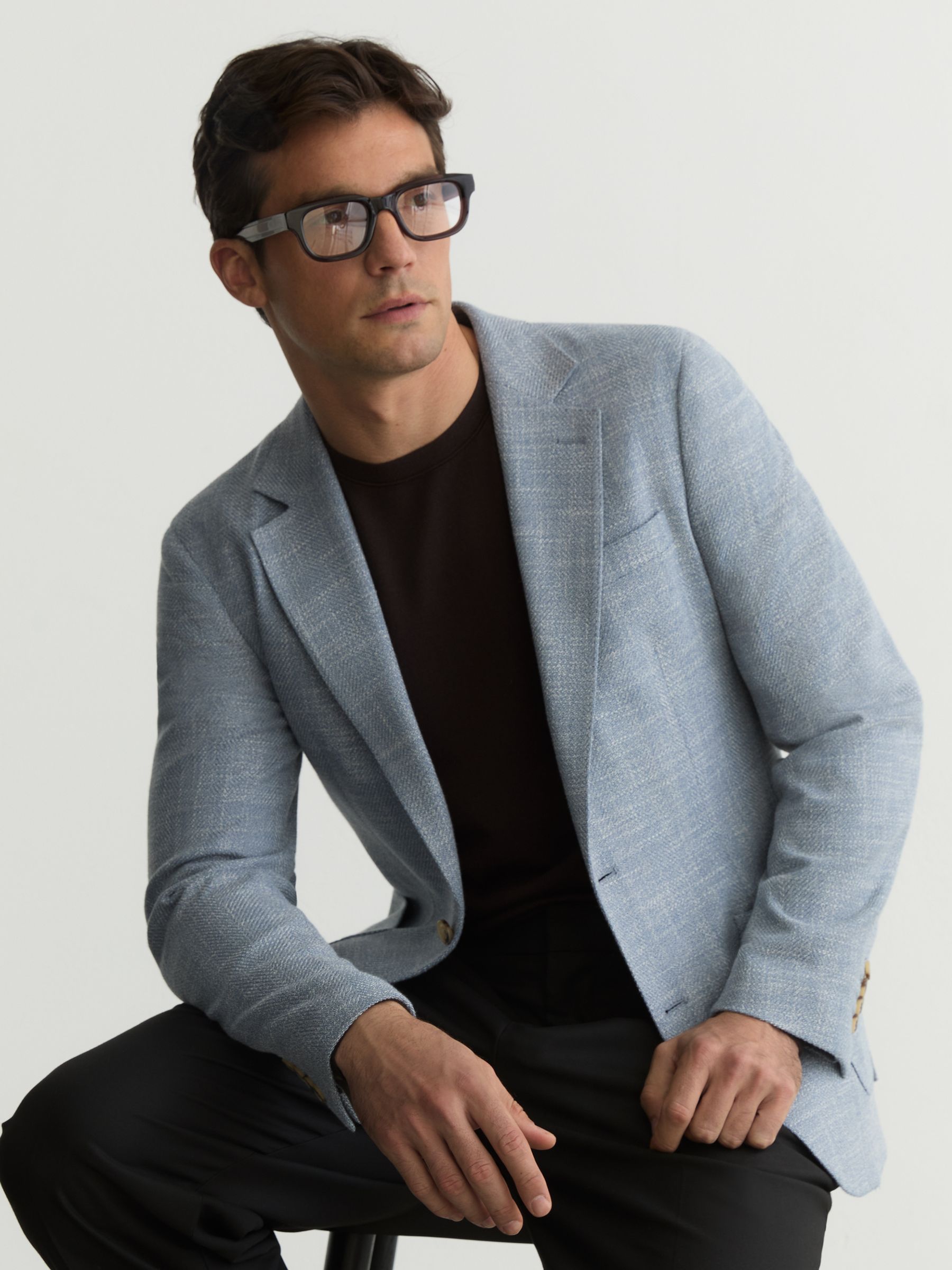 Single-Breasted Herringbone Blazer Tailored-Fit with Cotton in Soft Blue - Image 1 de 8