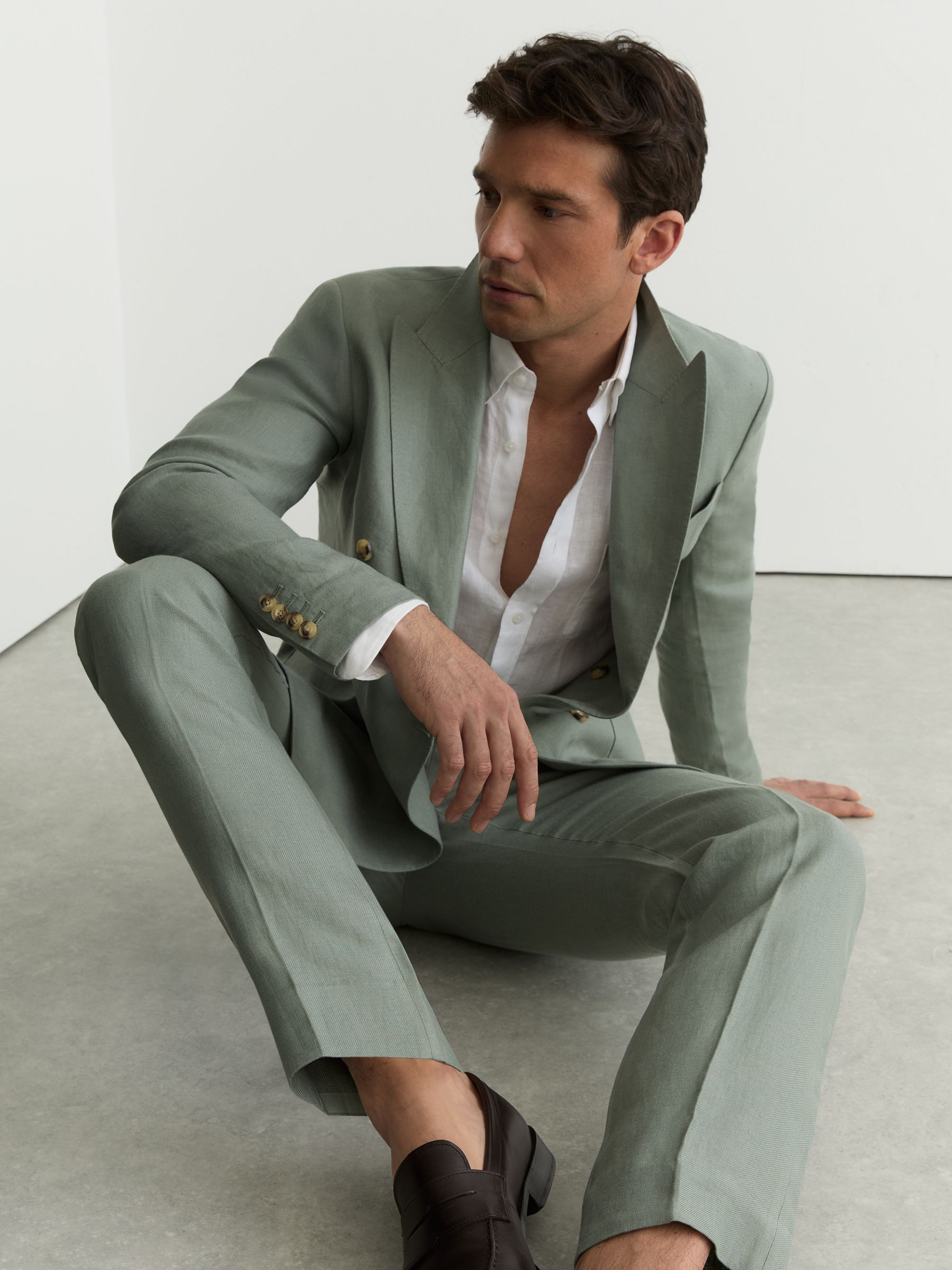 Linen-Twill Double-Breasted Blazer Tailored-Fit in Sage - Image 1 of 9