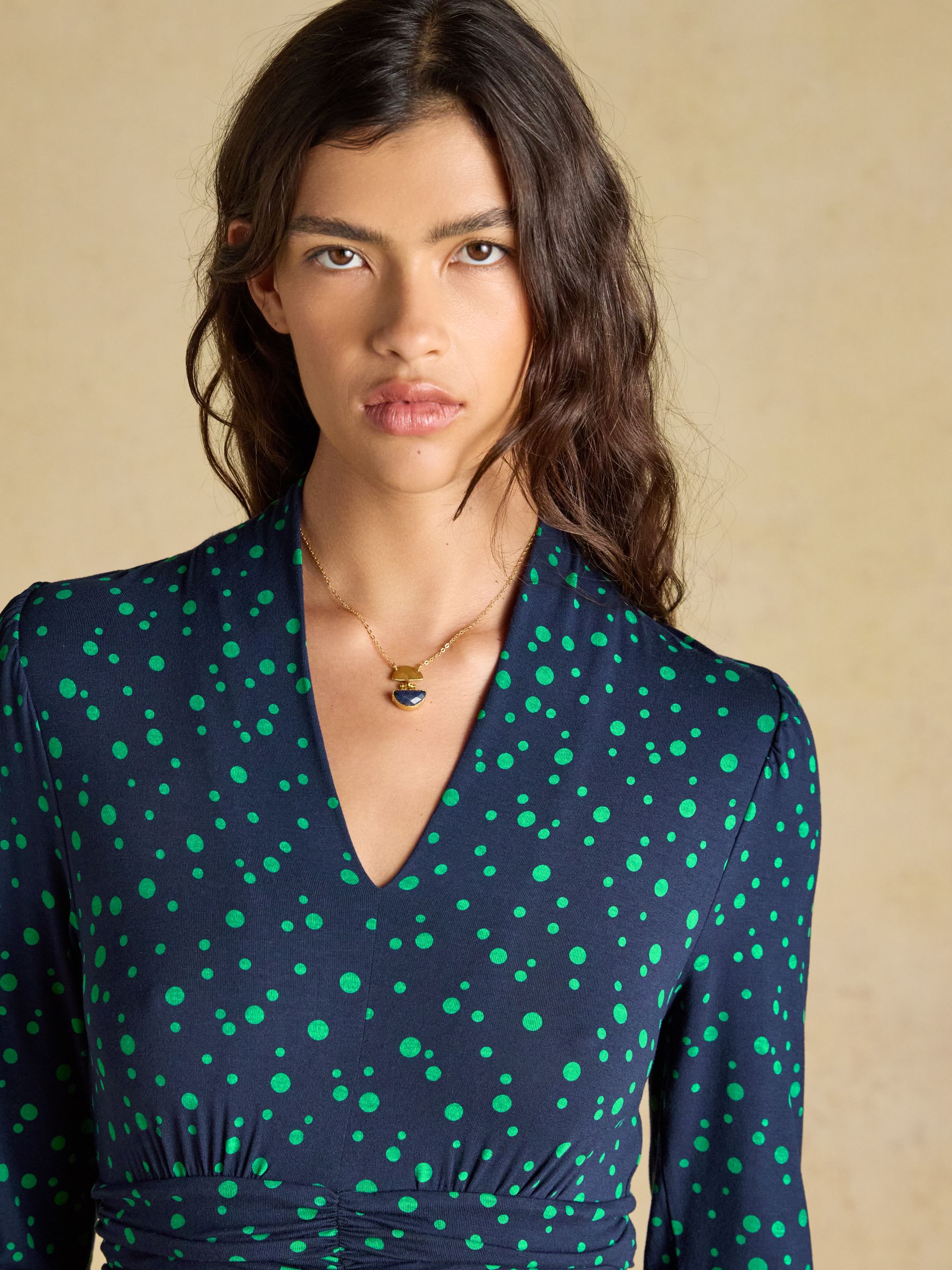 Mina Blue/Green Spot Jersey V Neck Ruched Waist Midi Dress - Image 3 of 7