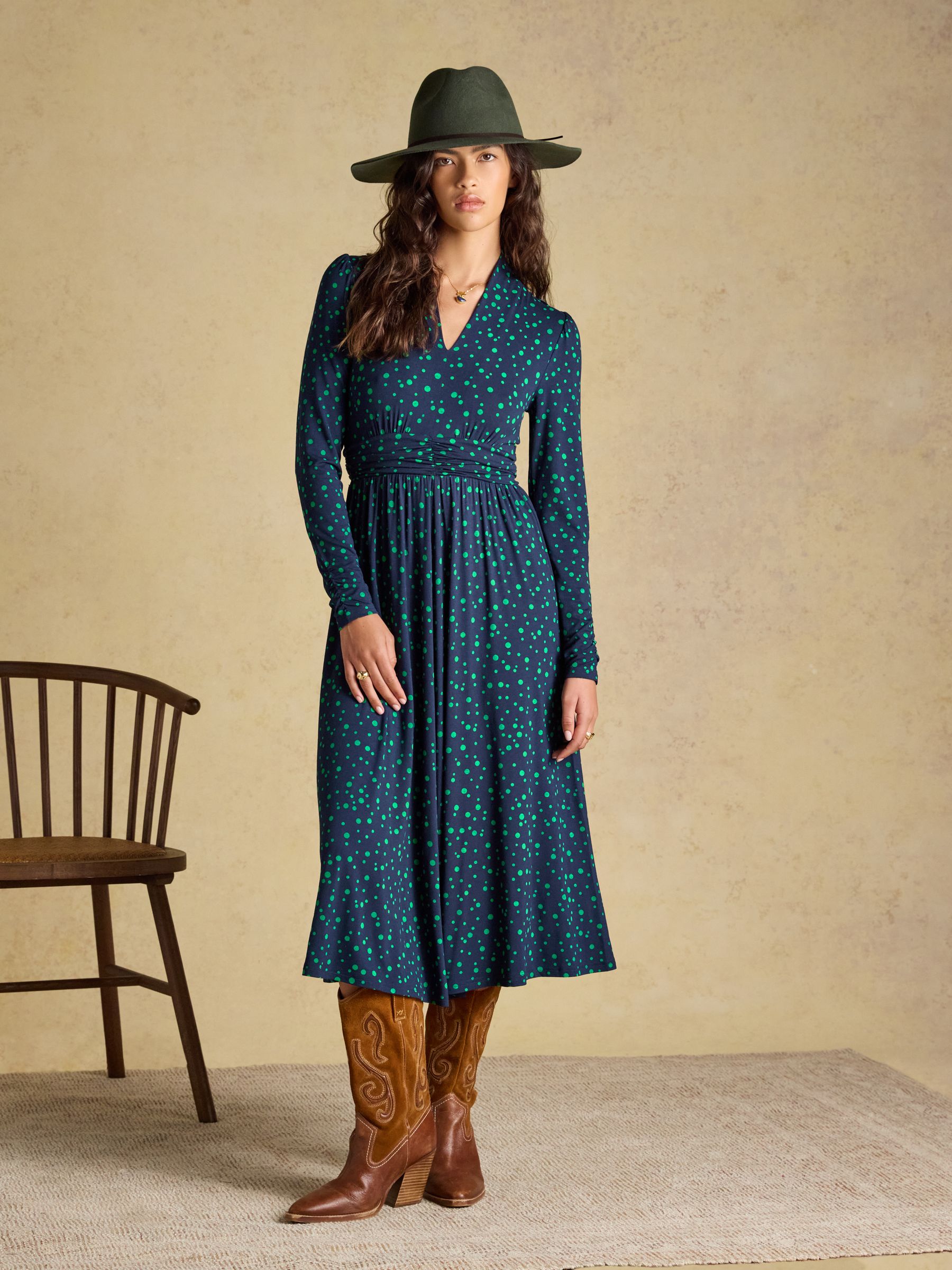 Mina Blue/Green Spot Jersey V Neck Ruched Waist Midi Dress - Image 4 of 7